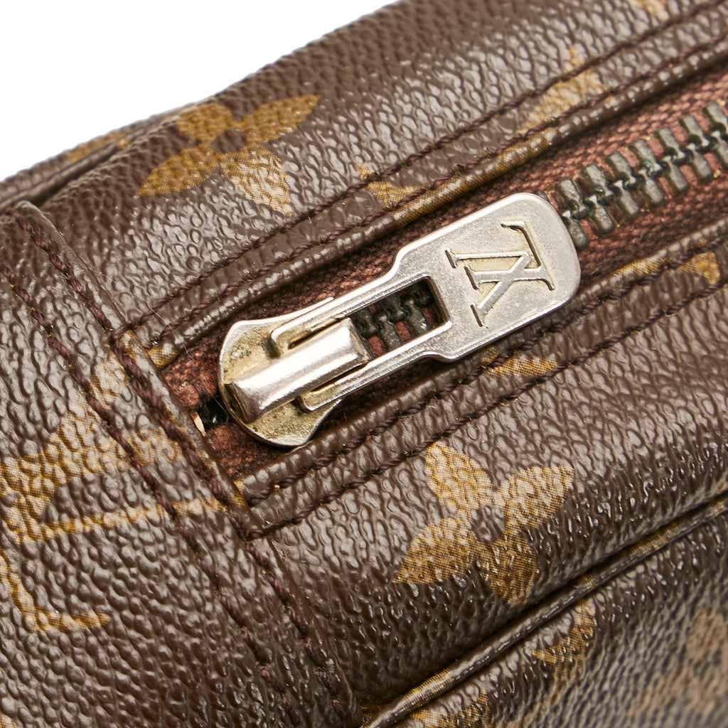 Louis Vuitton Monogram Trousse Toilette 23 (SHG-35262)