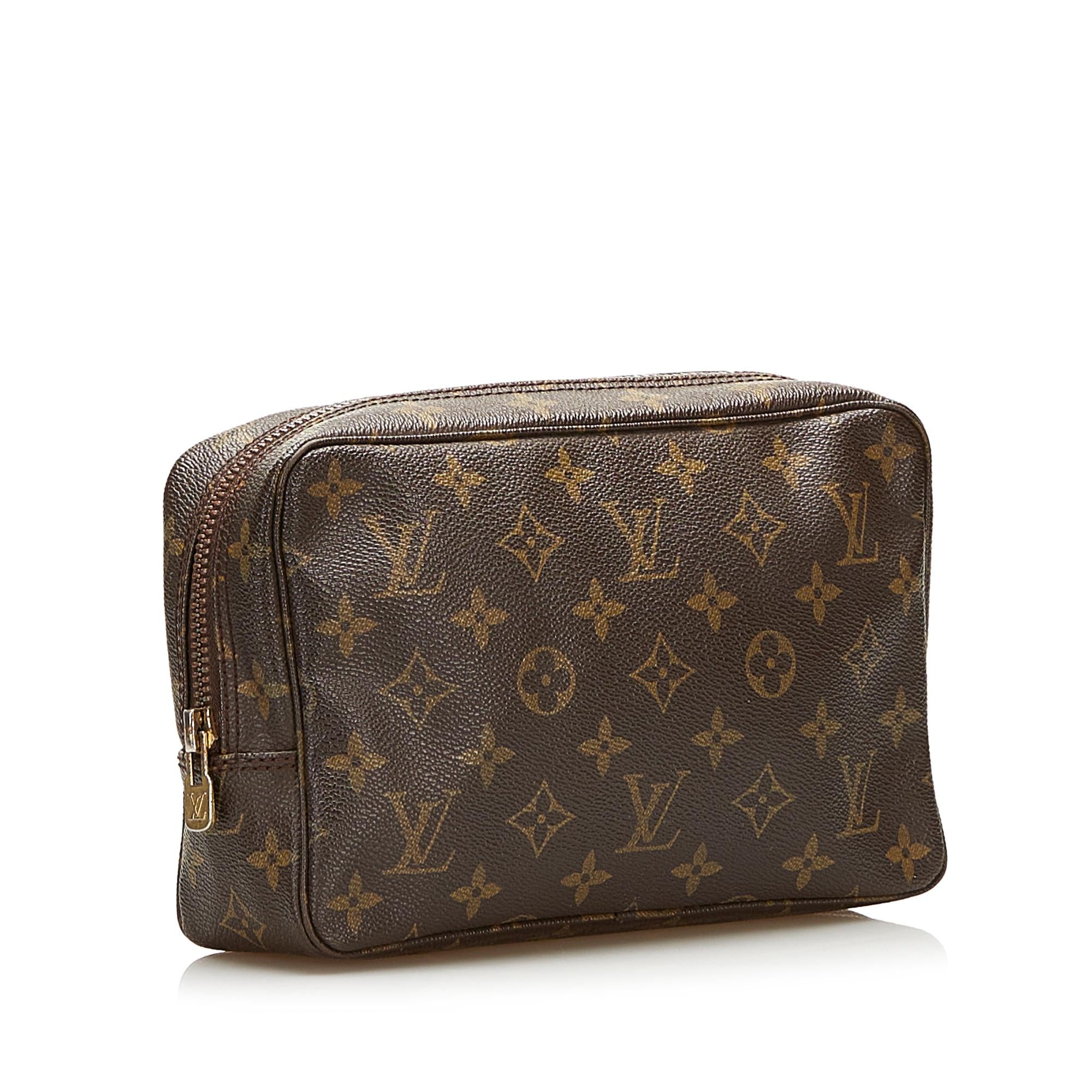 Louis Vuitton Monogram Trousse Toilette 23 (SHG-35295)