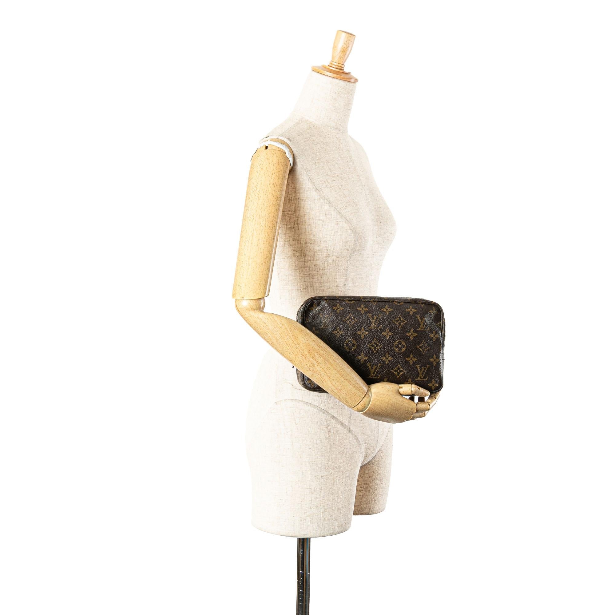 Louis Vuitton Monogram Trousse Toilette 23