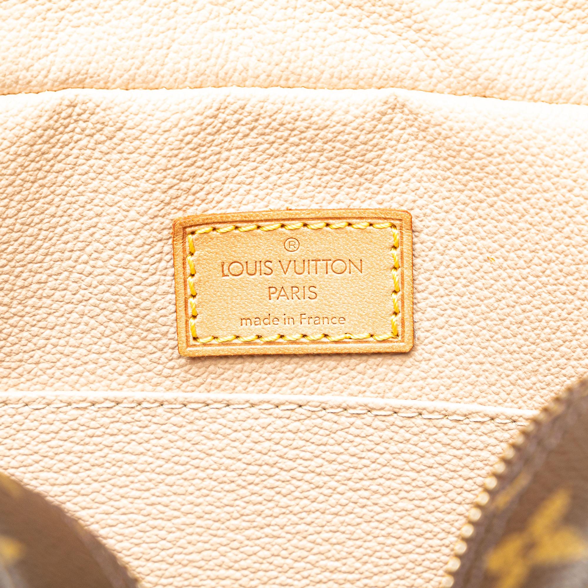 Louis Vuitton Monogram Trousse Toilette 23