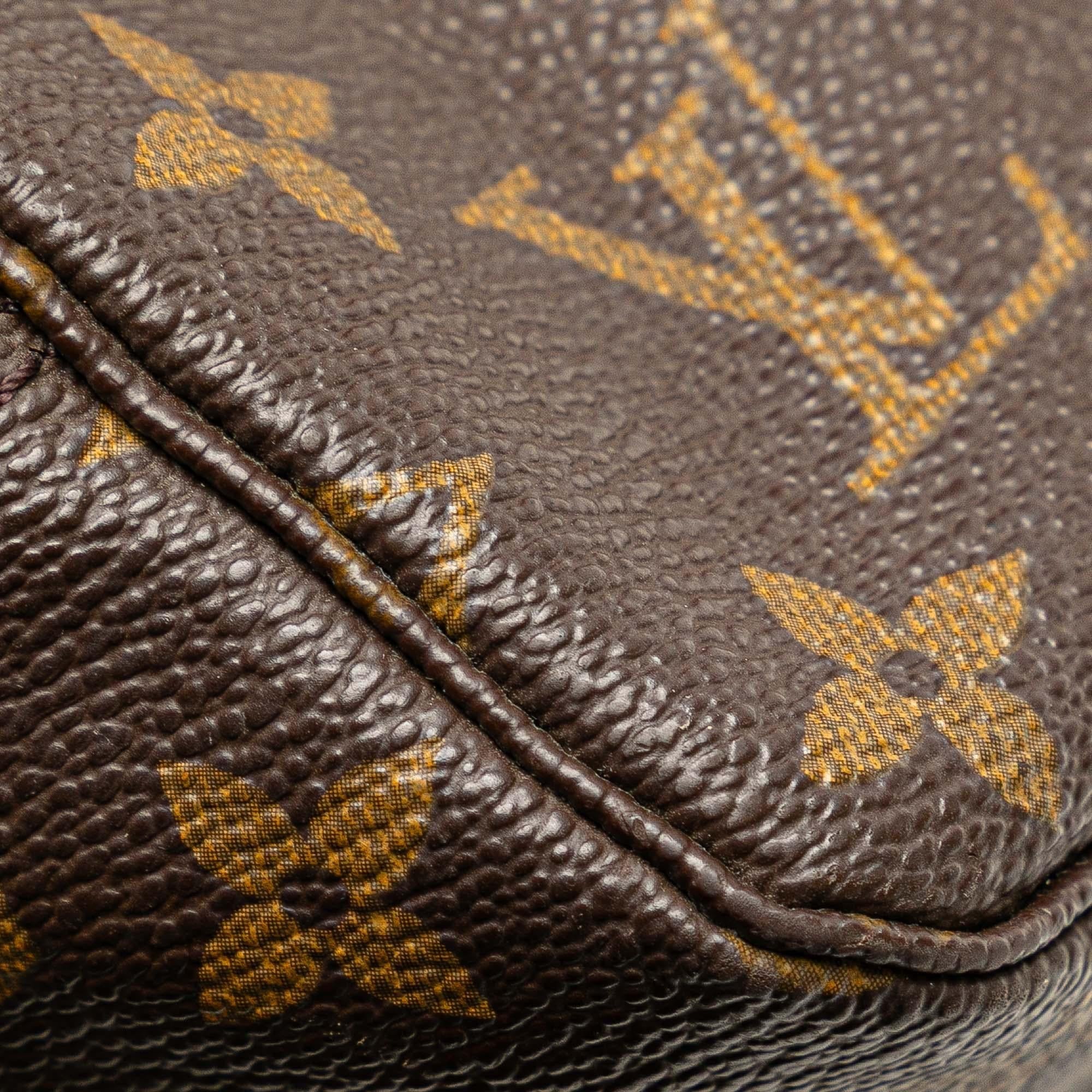 Louis Vuitton Monogram Trousse Toilette 23