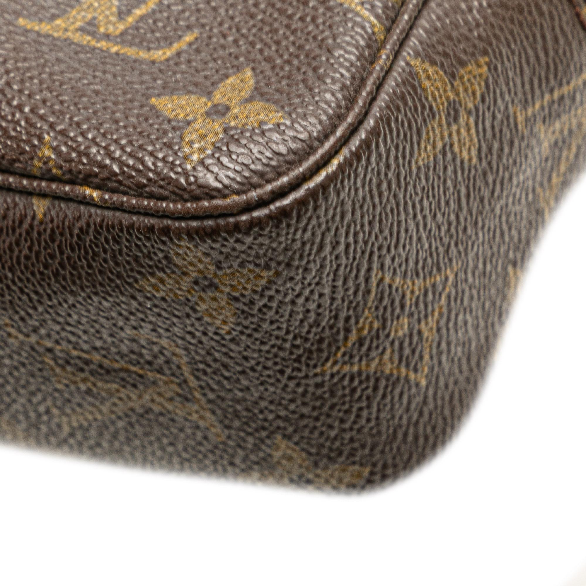 Louis Vuitton Monogram Trousse Toilette 23
