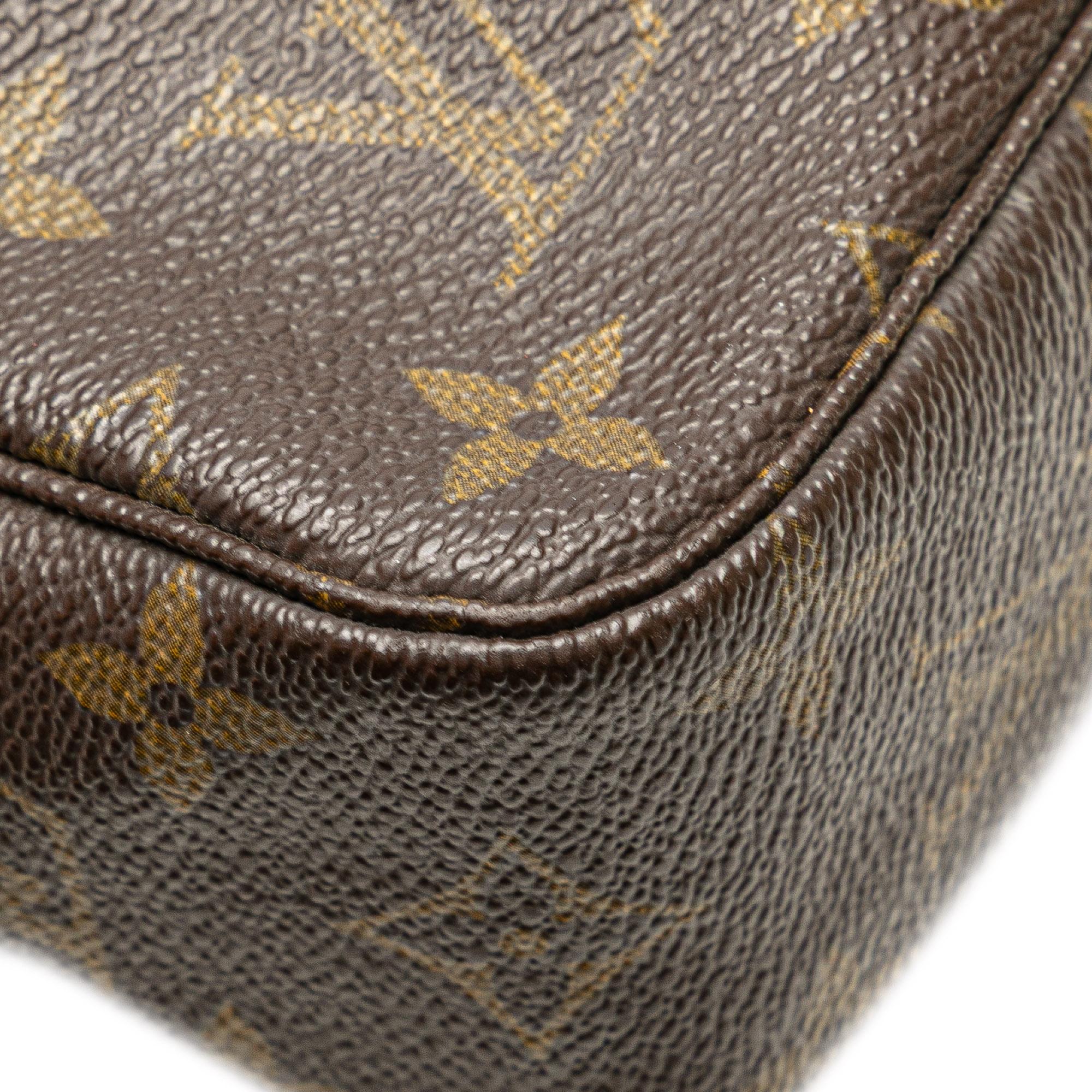 Louis Vuitton Monogram Trousse Toilette 23