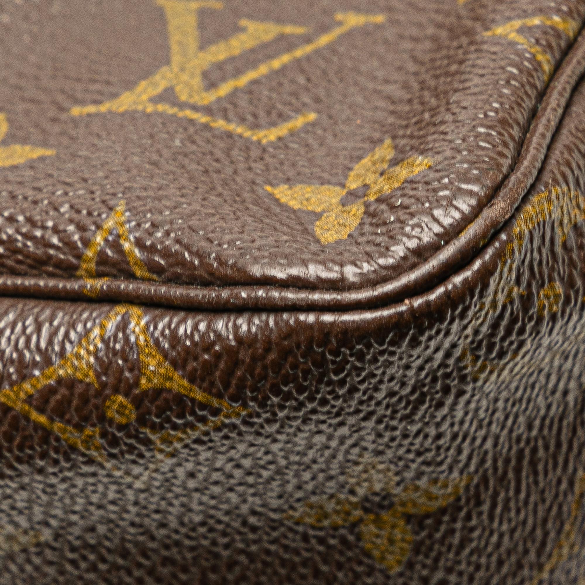 Louis Vuitton Monogram Trousse Toilette 23