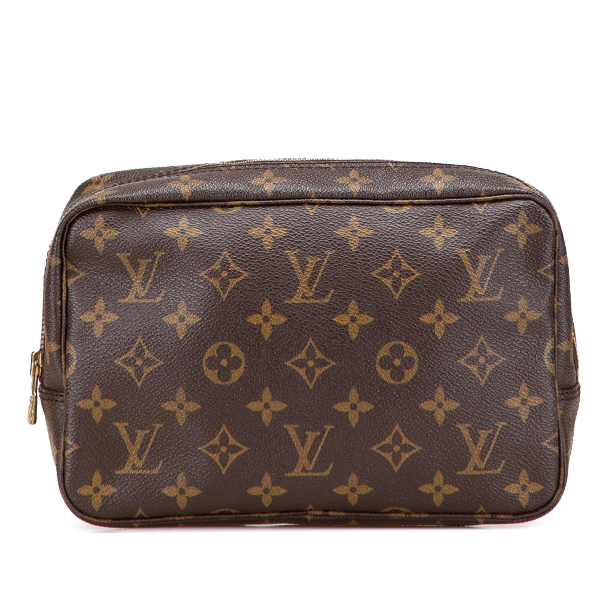Louis Vuitton Monogram Trousse Toilette 23