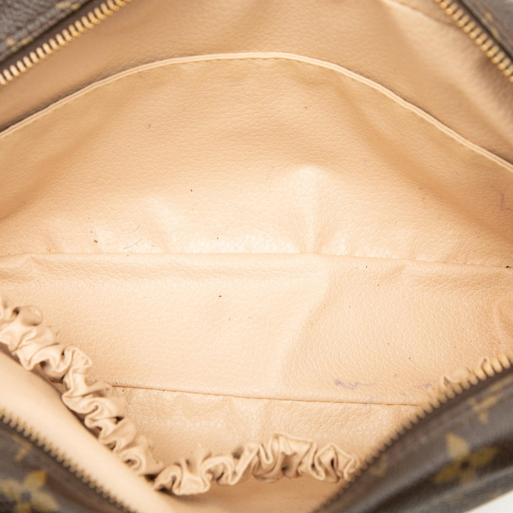 Louis Vuitton Monogram Trousse Toilette 23