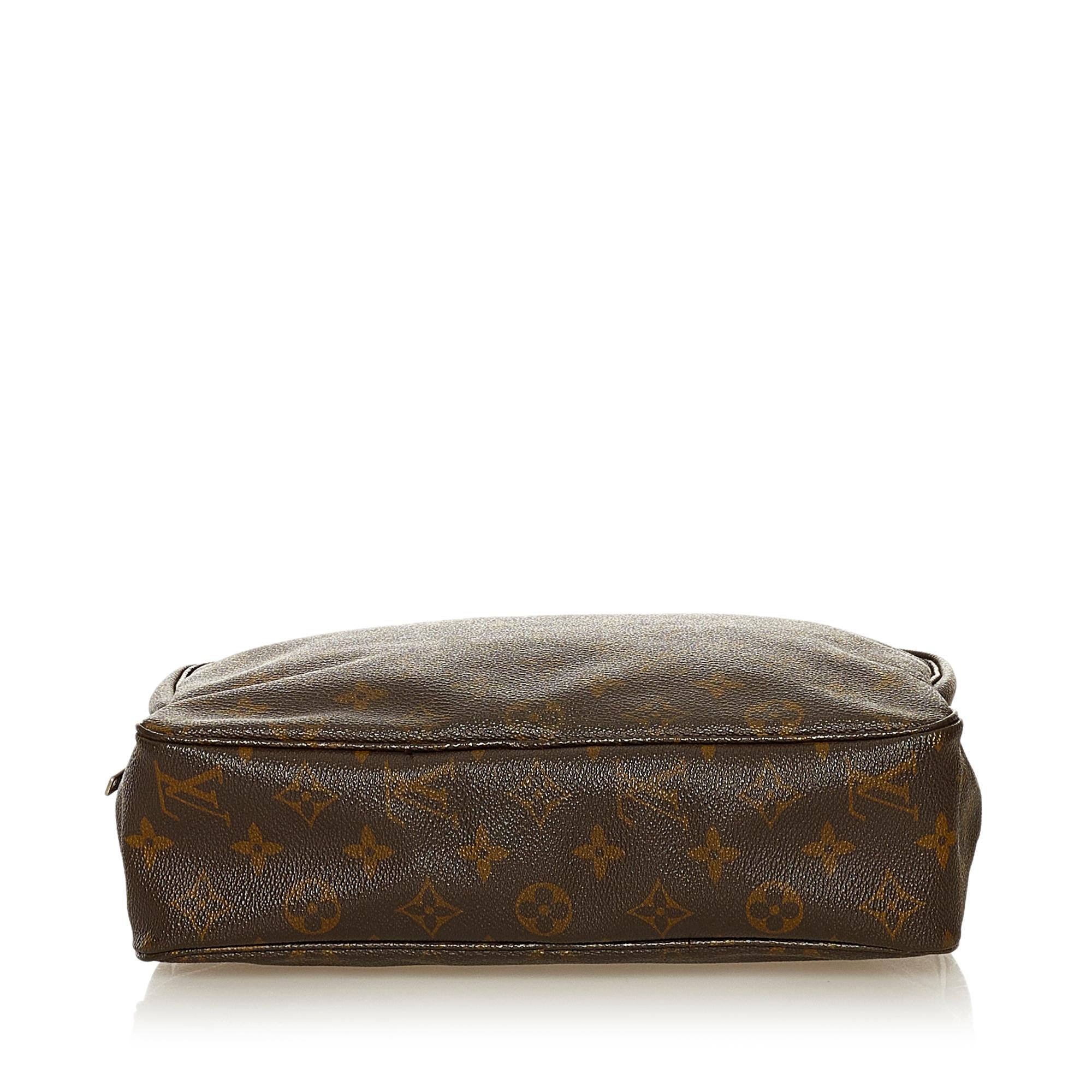 Louis Vuitton Monogram Trousse Toilette 28 (SHG-34886)