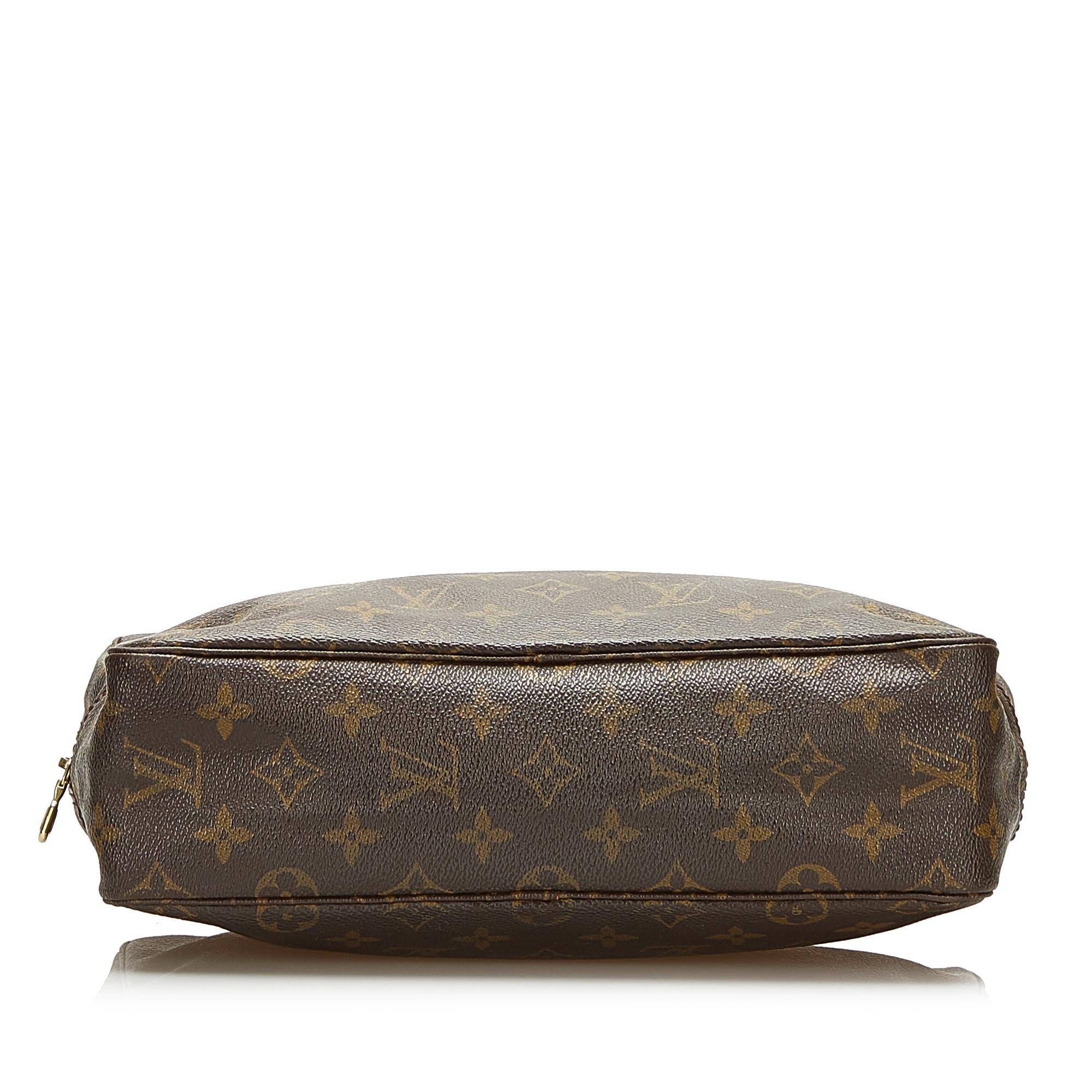 Louis Vuitton Monogram Trousse Toilette 28 (SHG-35301)