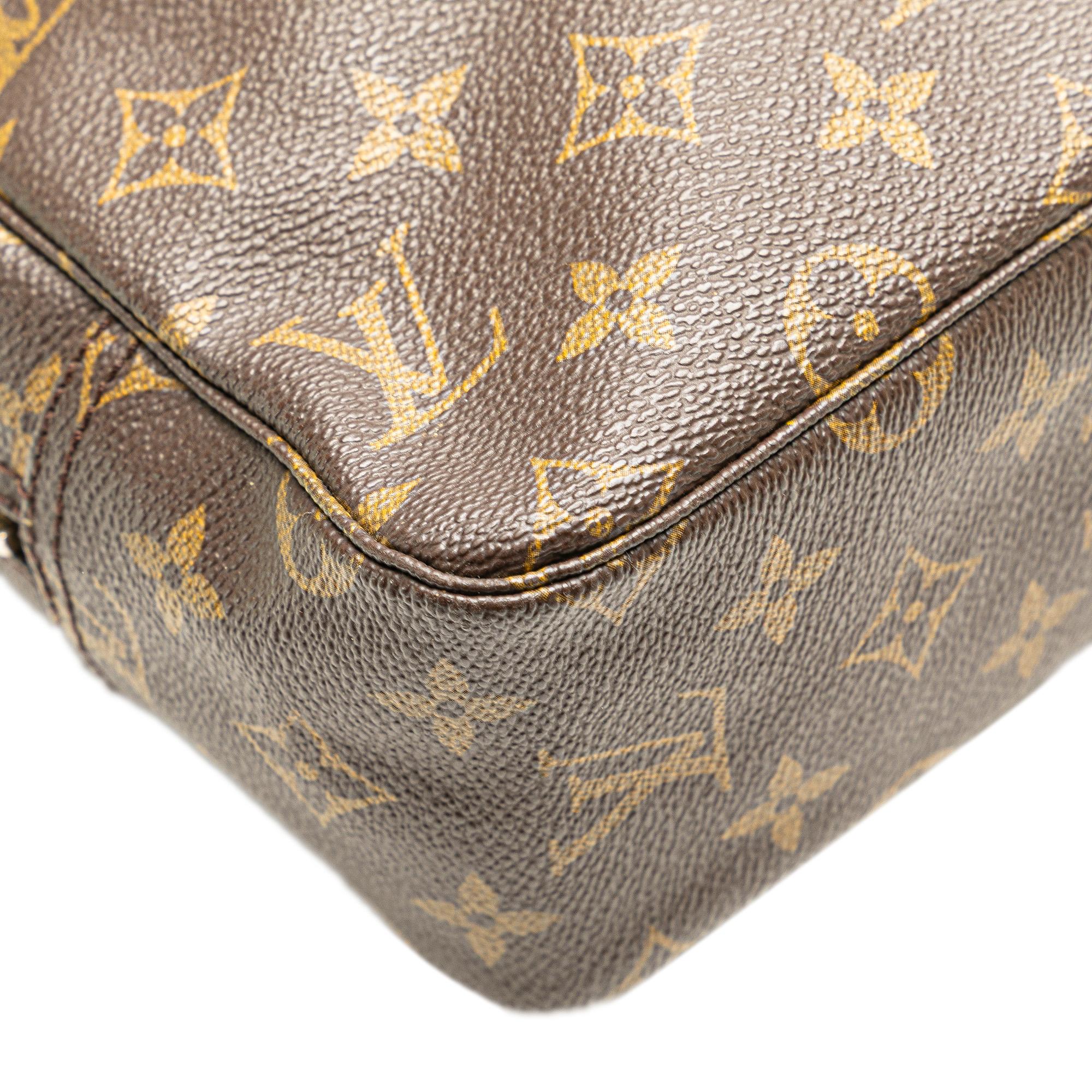 Louis Vuitton Monogram Trousse Toilette 28