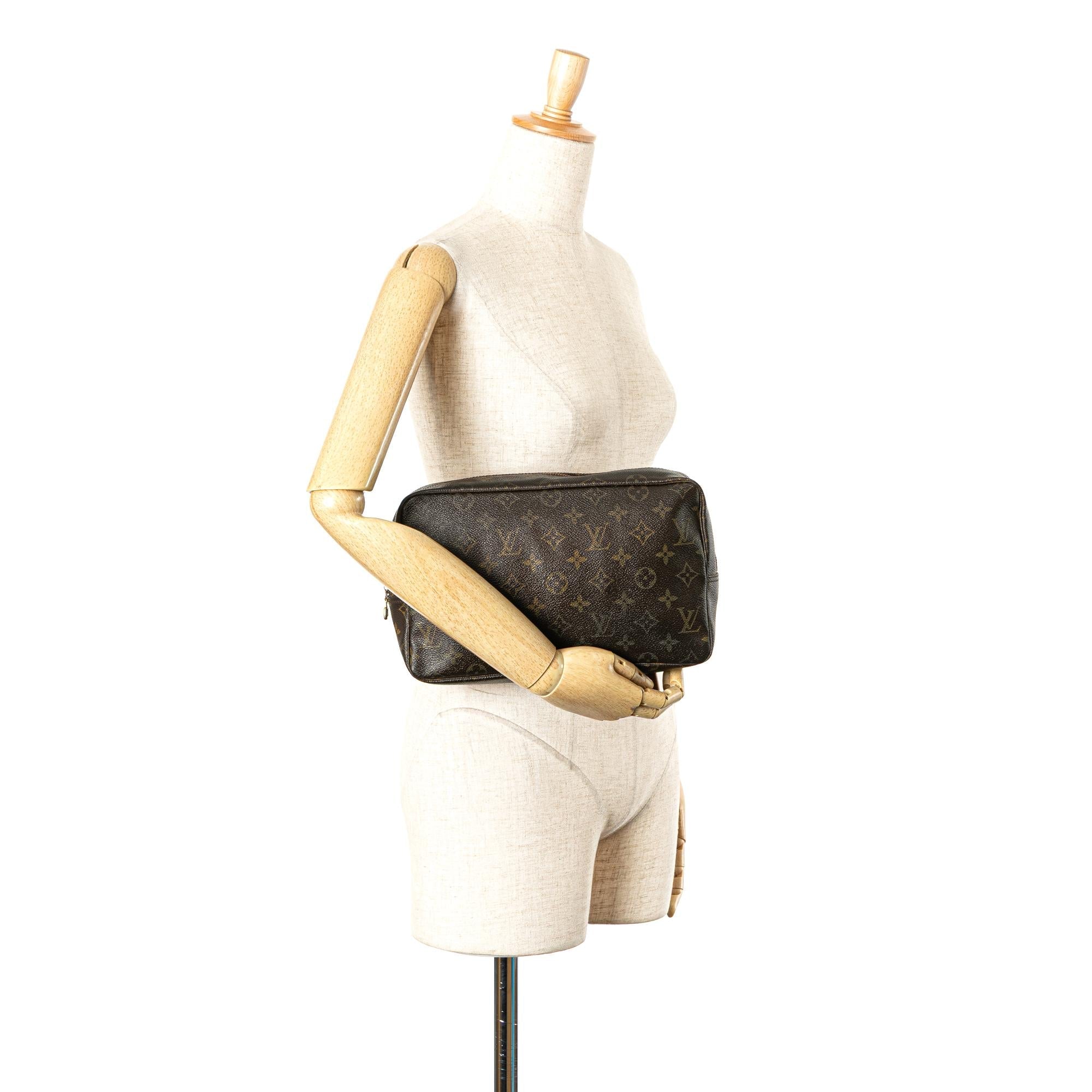 Louis Vuitton Monogram Trousse Toilette 28