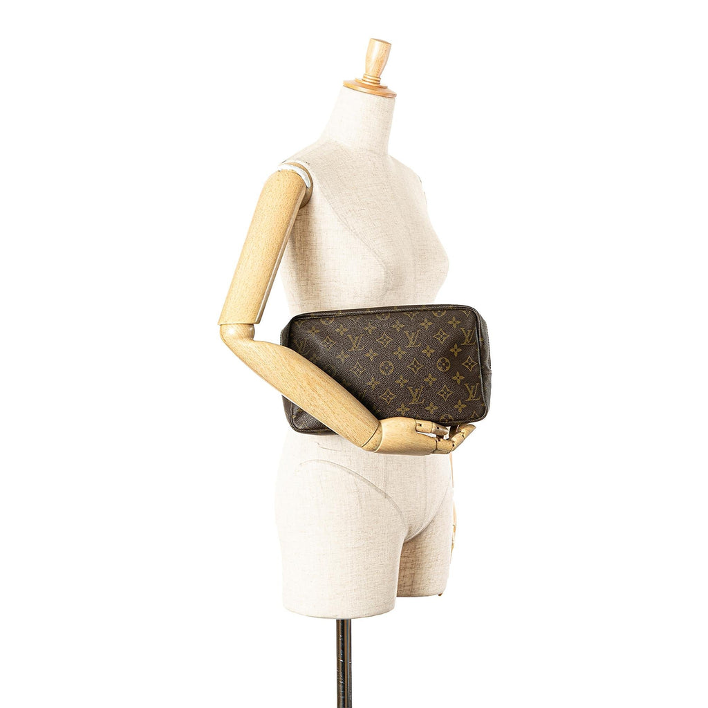Louis Vuitton Monogram Trousse Toilette 28