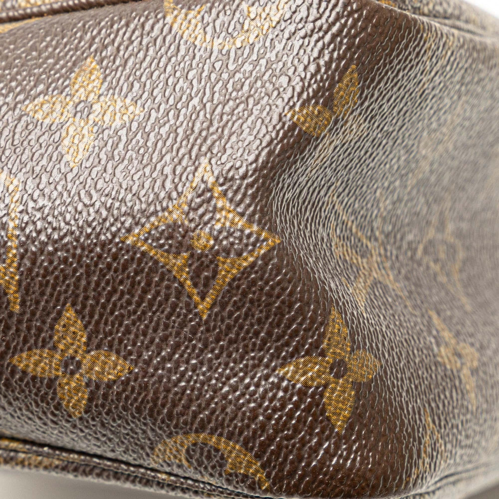 Louis Vuitton Monogram Trousse Toilette 28