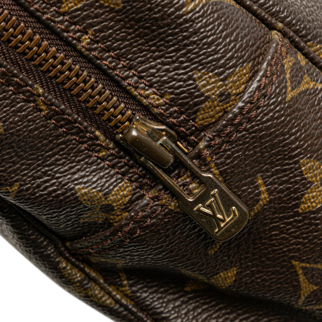 Louis Vuitton Monogram Trousse Toilette 28