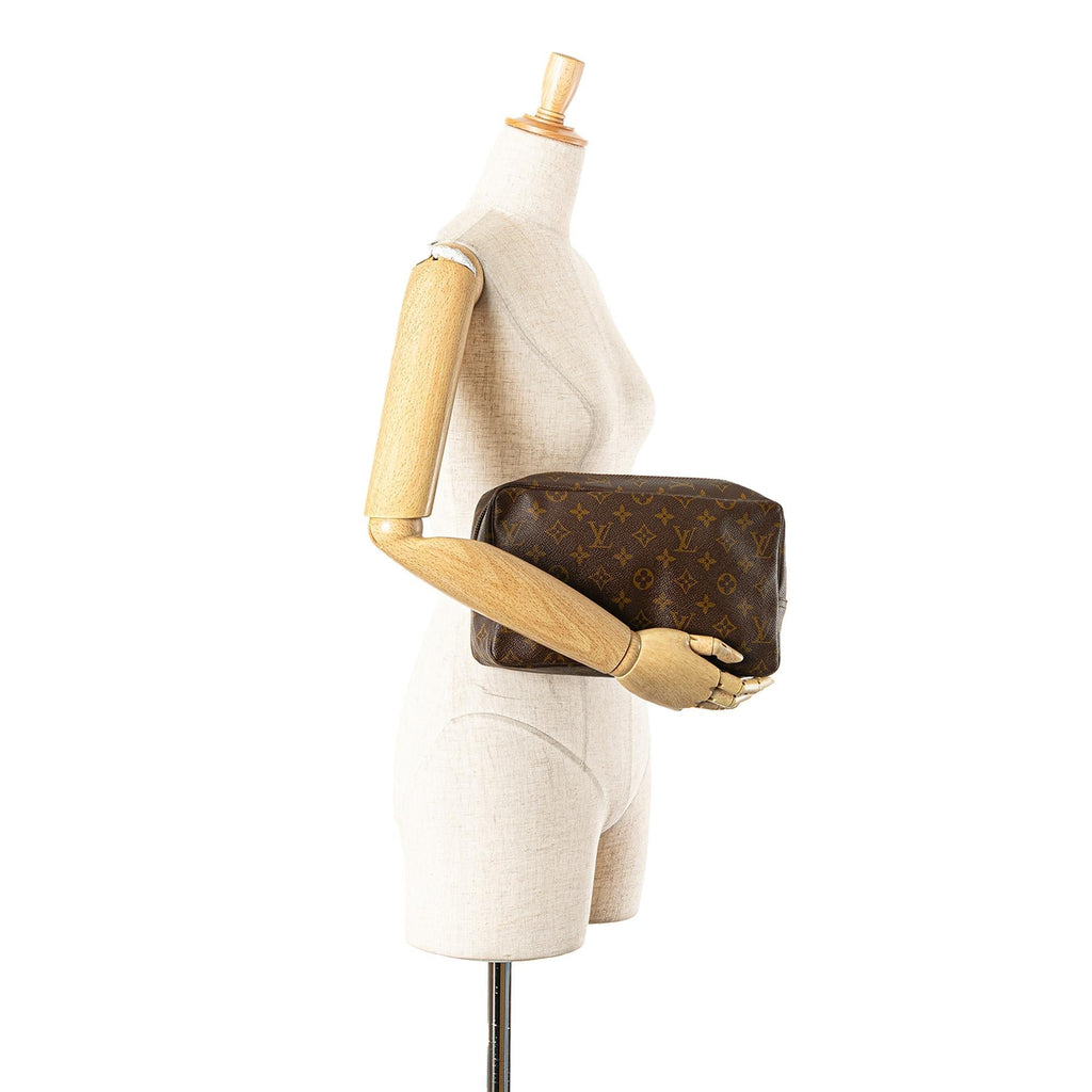 Louis Vuitton Monogram Trousse Toilette 28