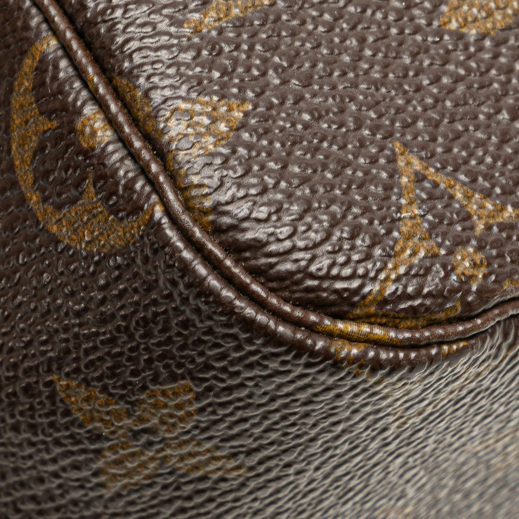 Louis Vuitton Monogram Trousse Toilette 28
