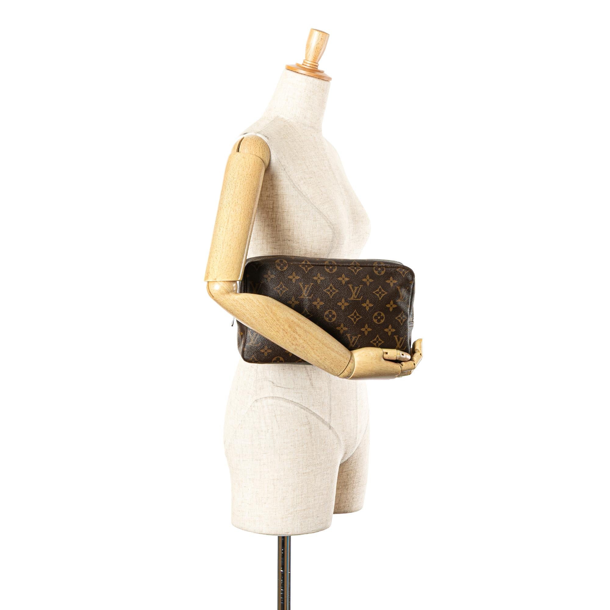 Louis Vuitton Monogram Trousse Toilette 28