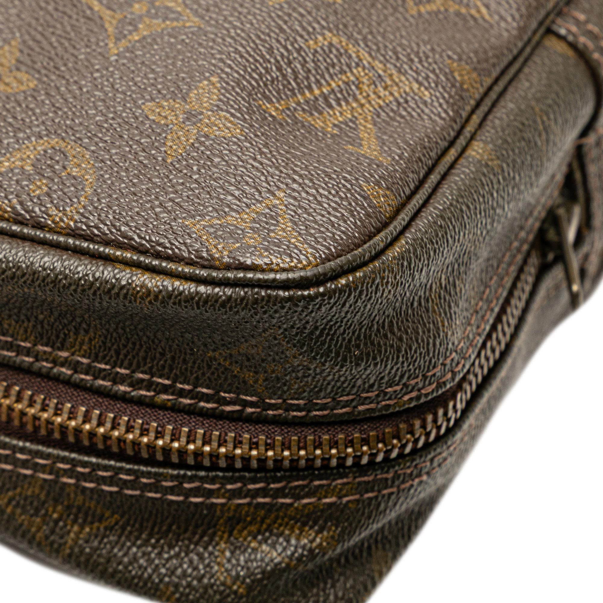 Louis Vuitton Monogram Trousse Toilette 28