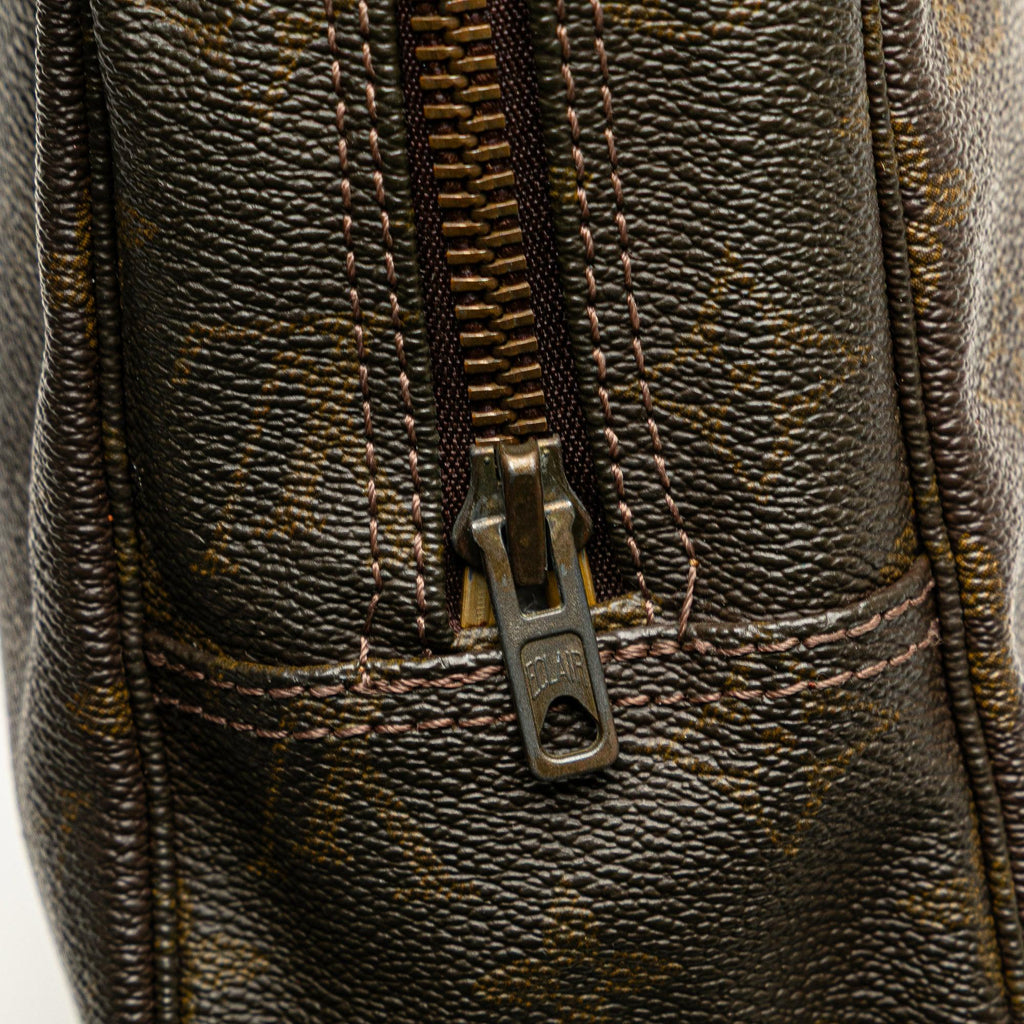 Louis Vuitton Monogram Trousse Toilette 28