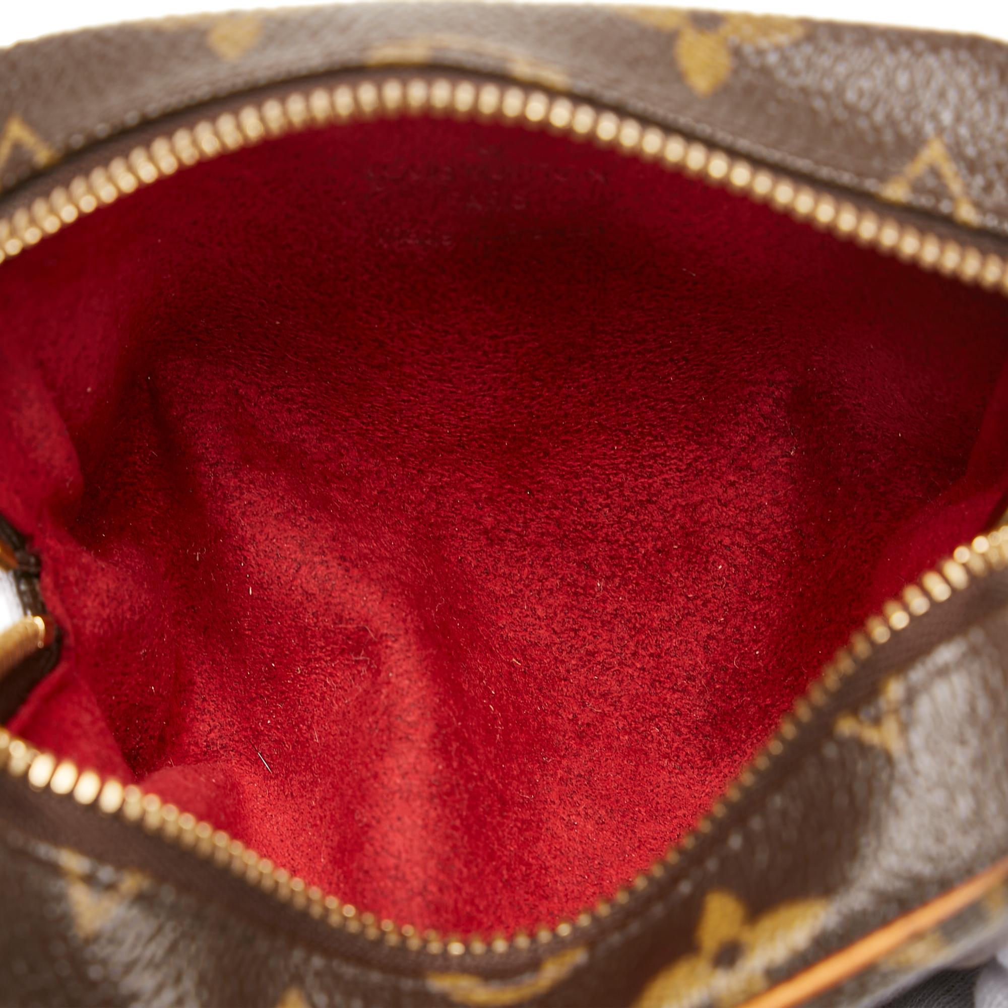 Louis Vuitton Monogram Trousse Wapity (SHG-ktWZAW)