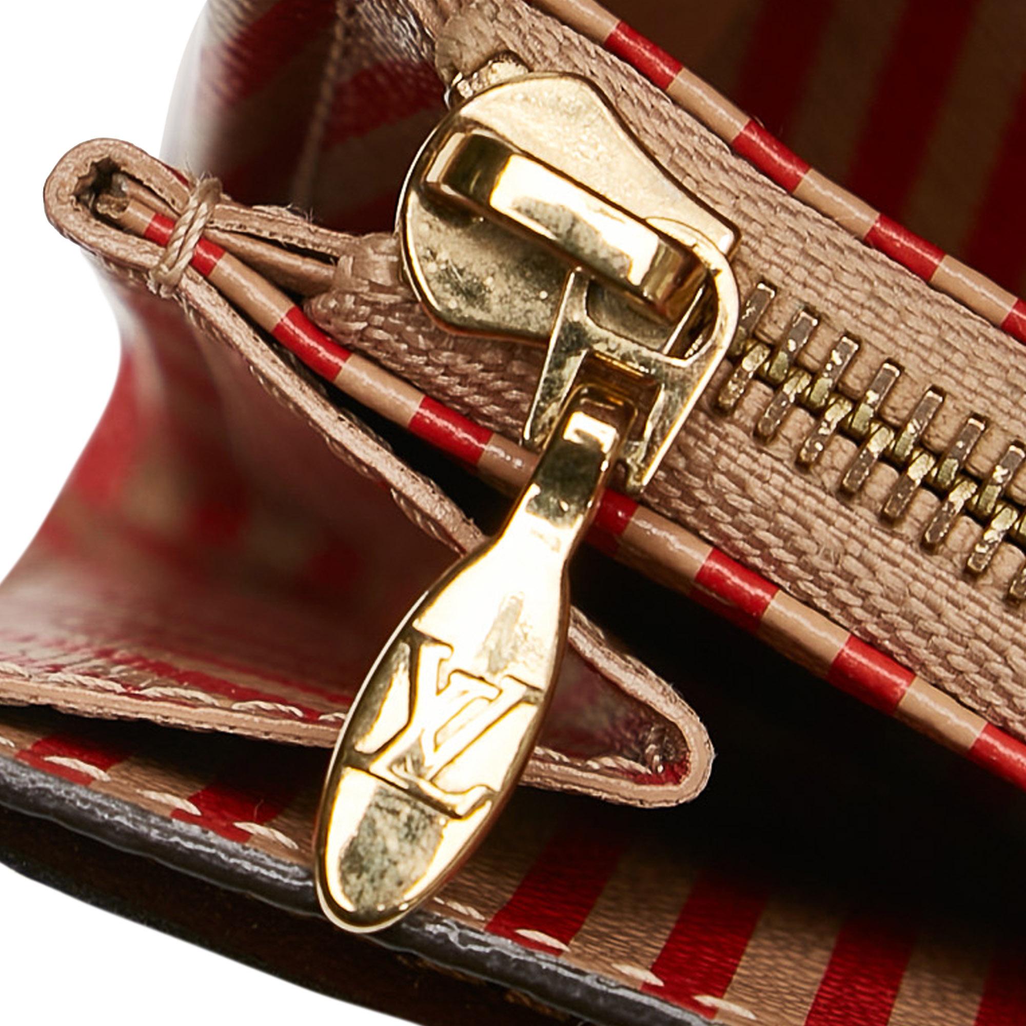 Louis Vuitton Monogram Trunks Illustre Sarah Long Wallet (SHG-37410)