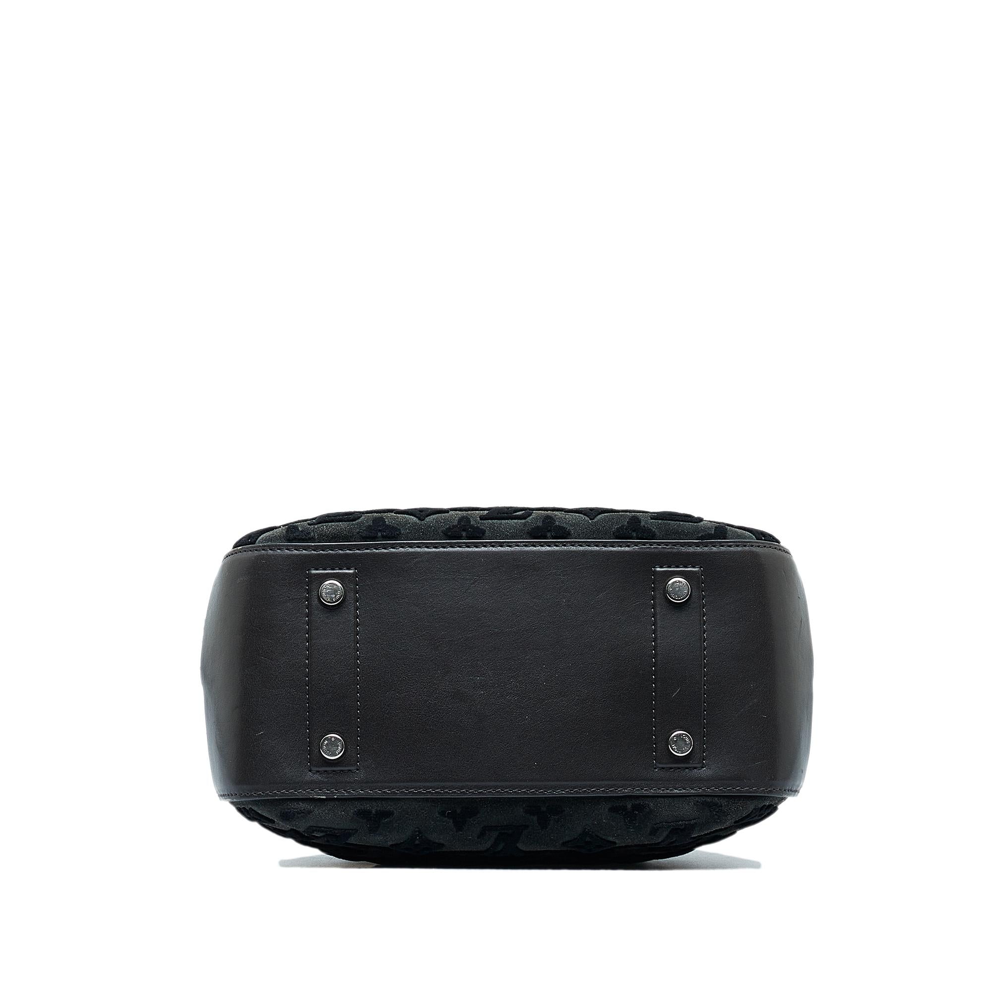 Louis Vuitton Monogram Tuffetage Deauville Cube (SHG-0ntT9G)