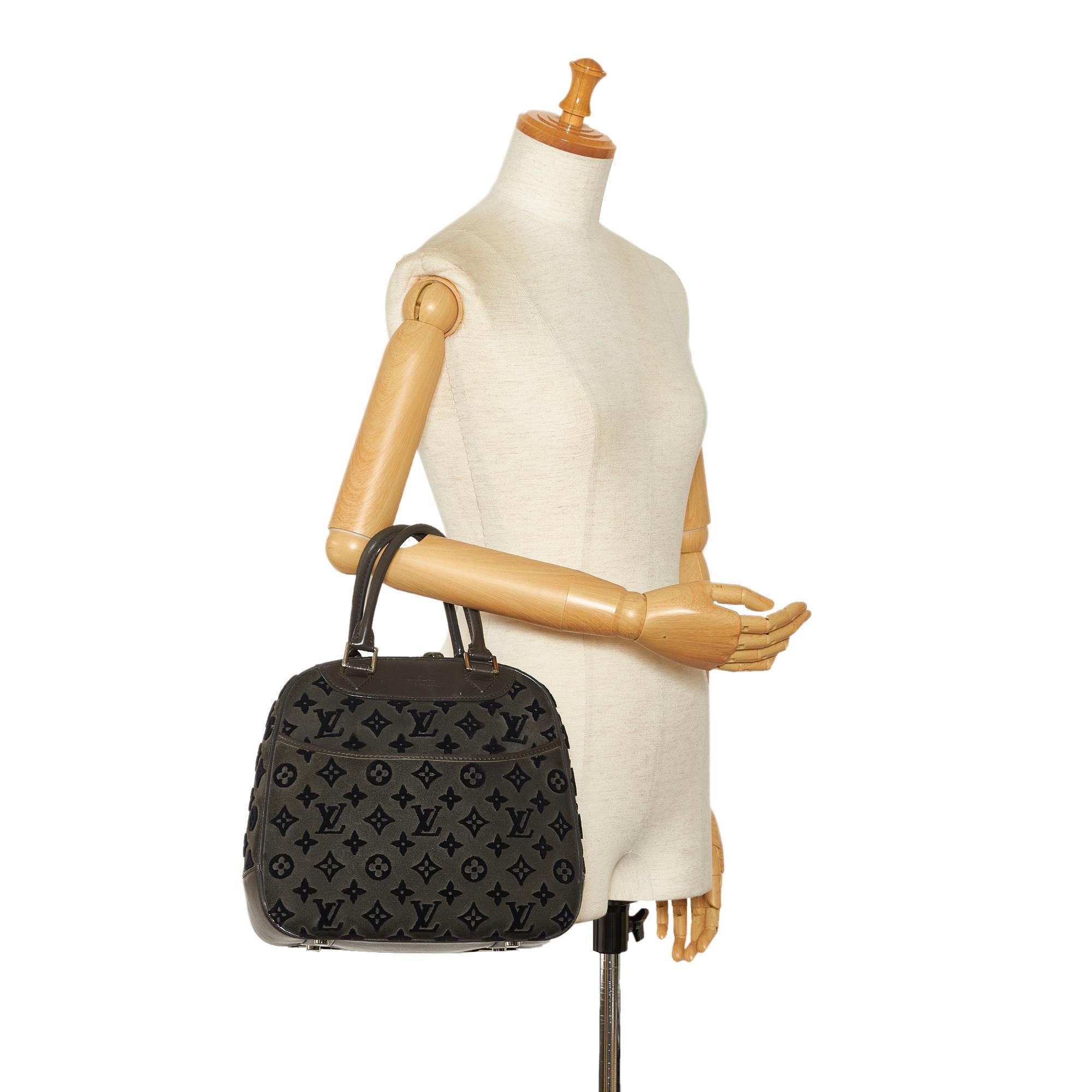 Louis Vuitton Monogram Tuffetage Deauville Cube (SHG-0ntT9G)