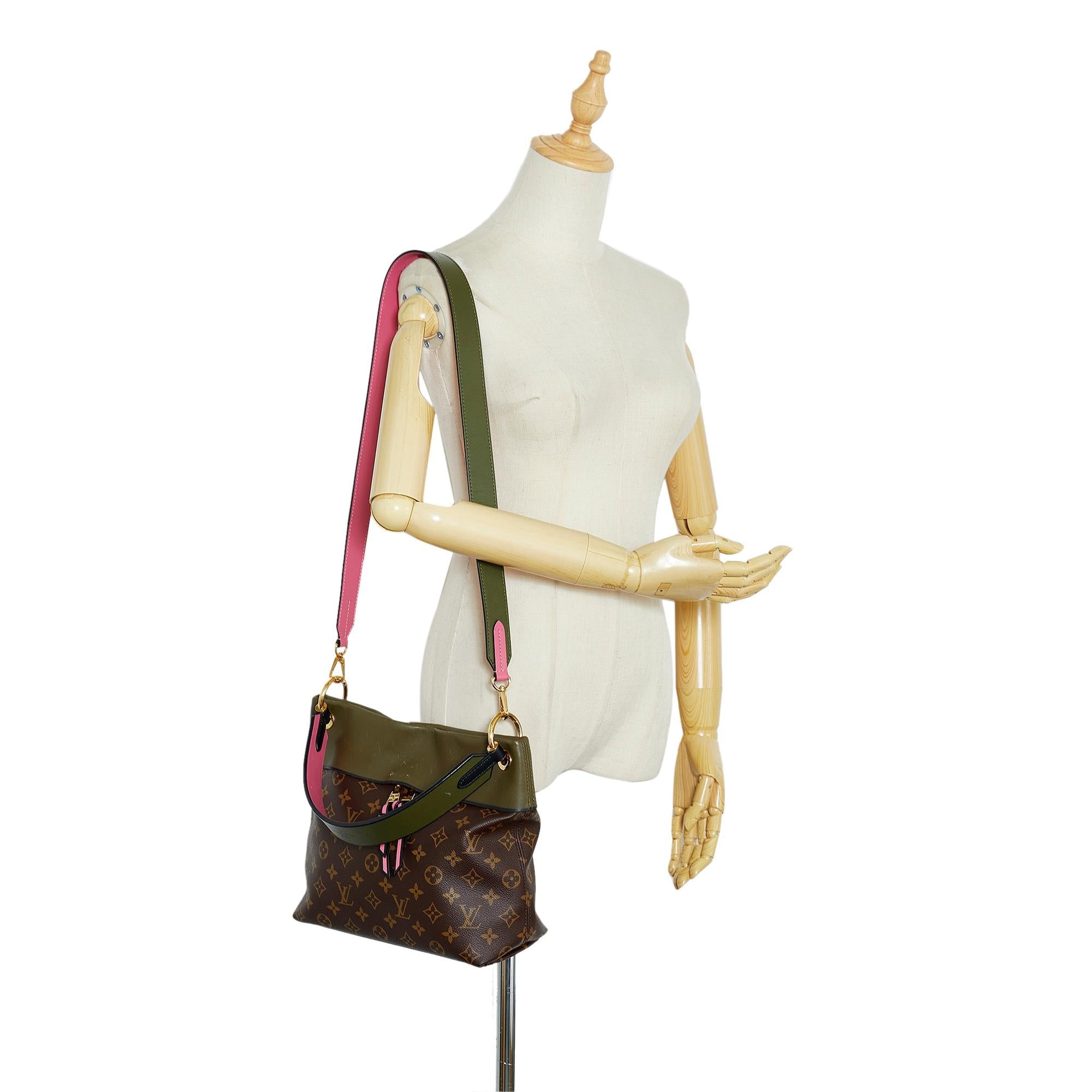 Louis Vuitton Monogram Tuileries Besace (SHG-olXGmG)