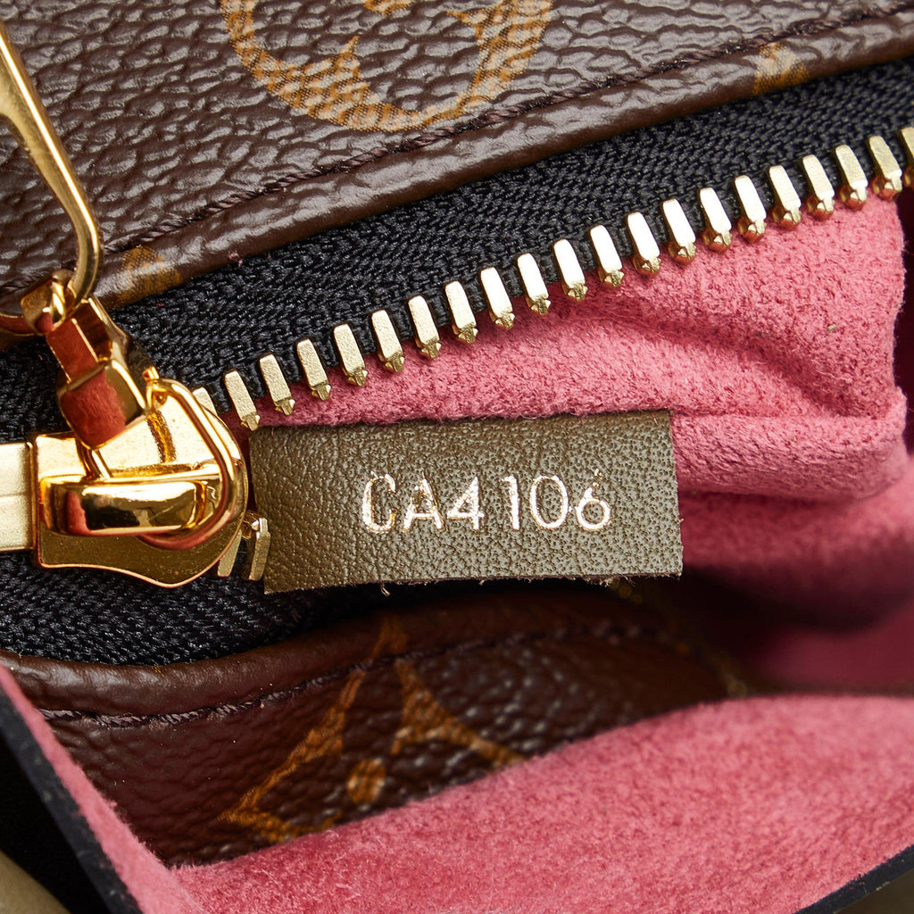 Louis Vuitton Monogram Tuileries Besace (SHG-GSD9ec)