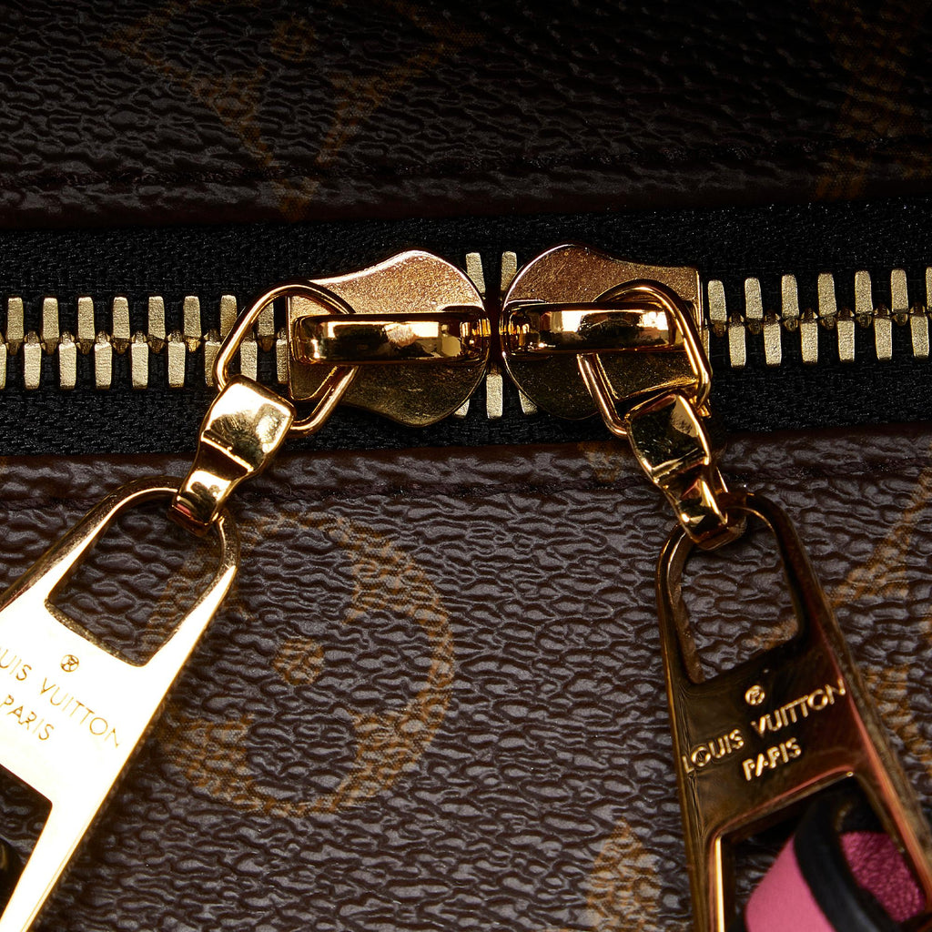 Louis Vuitton Monogram Tuileries Besace (SHG-GSD9ec)