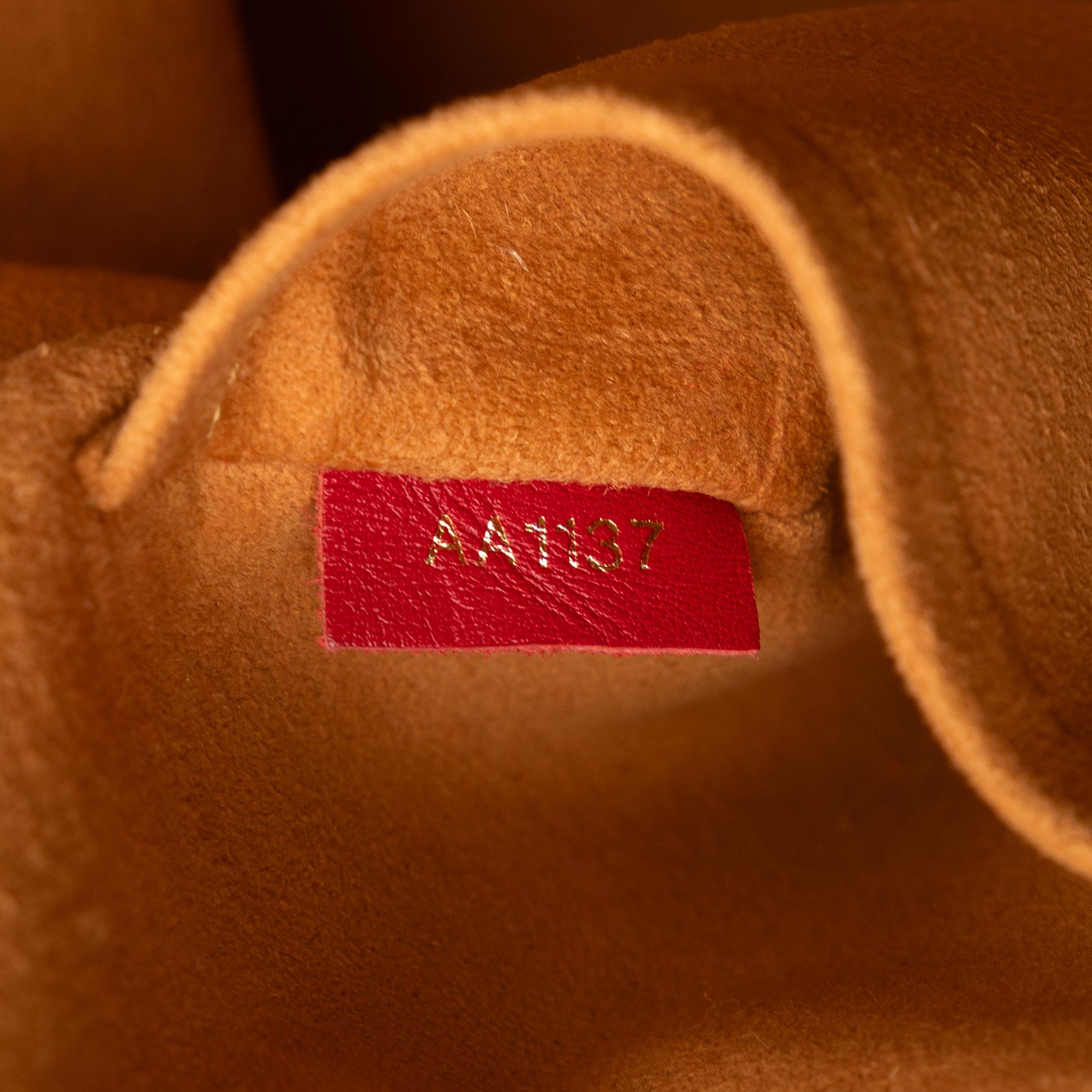 Louis Vuitton Monogram Tuileries (SHG-QmD5PC)