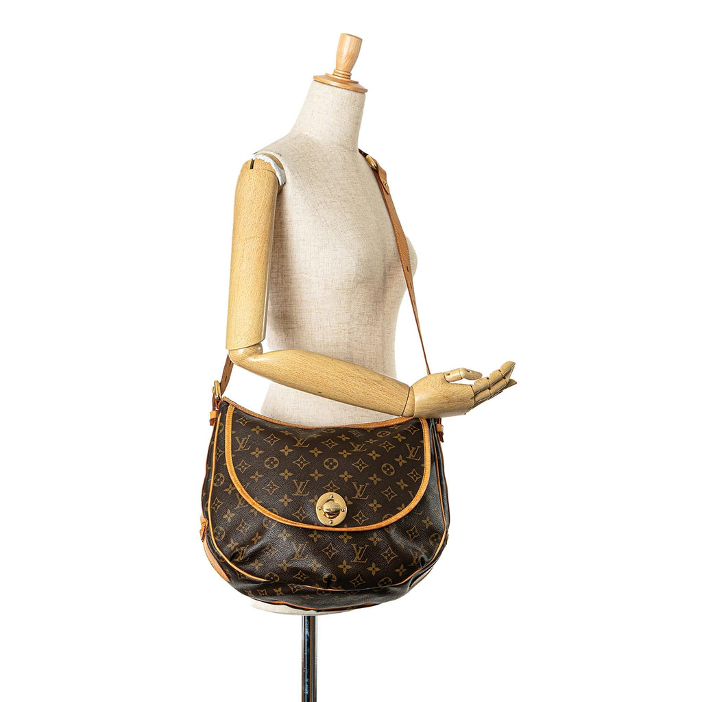 Louis Vuitton Monogram Tulum GM (SHG-bNGaSO)