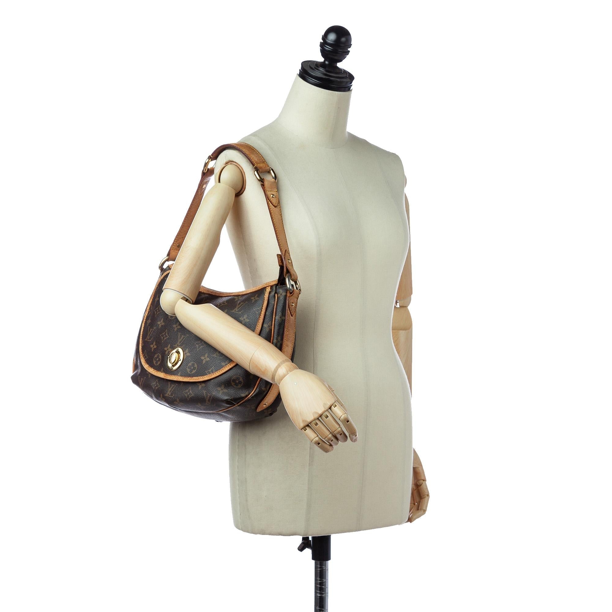 Louis Vuitton Monogram Tulum PM (SHG-30015)