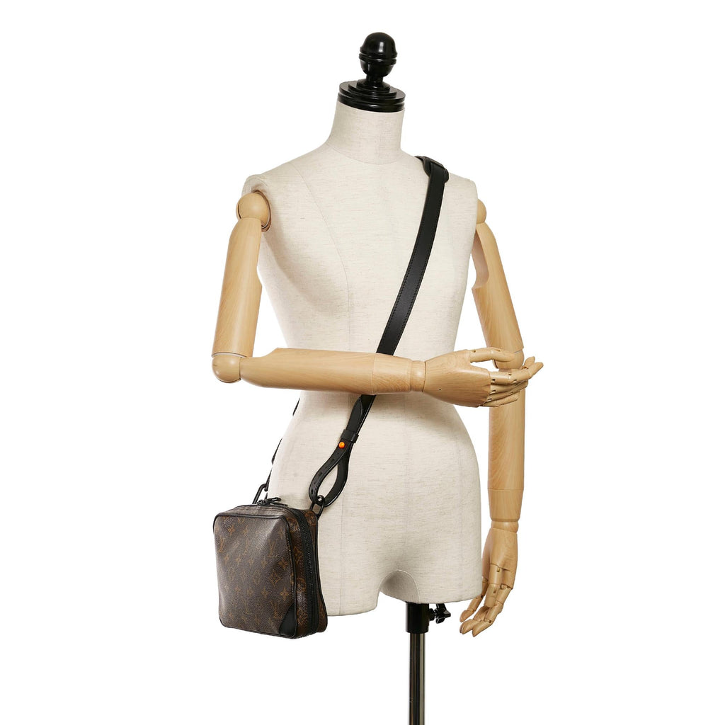 Louis Vuitton Monogram Utility Front (SHG-j9Ombh)
