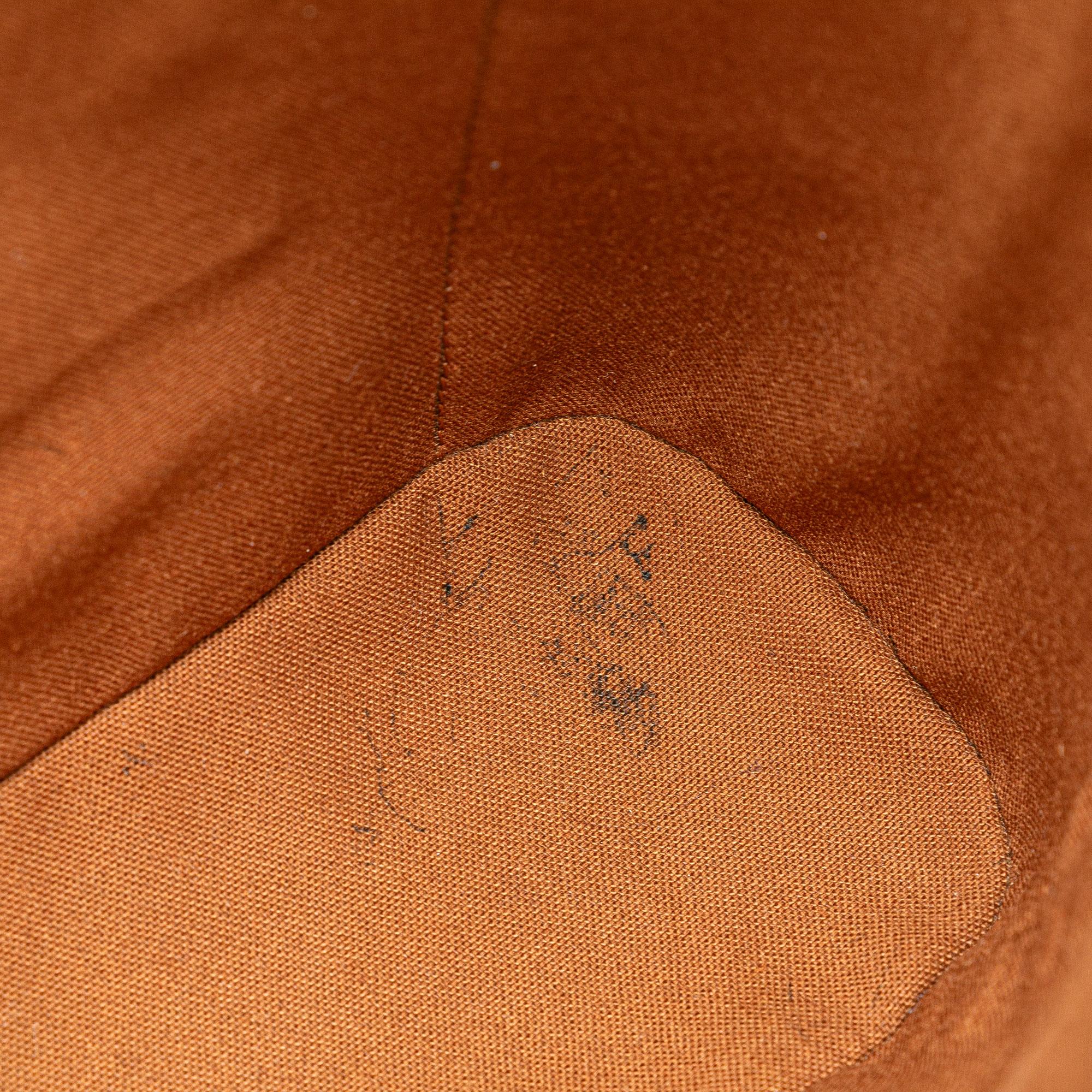 Louis Vuitton Monogram Vavin GM (SHG-mlbEsN)