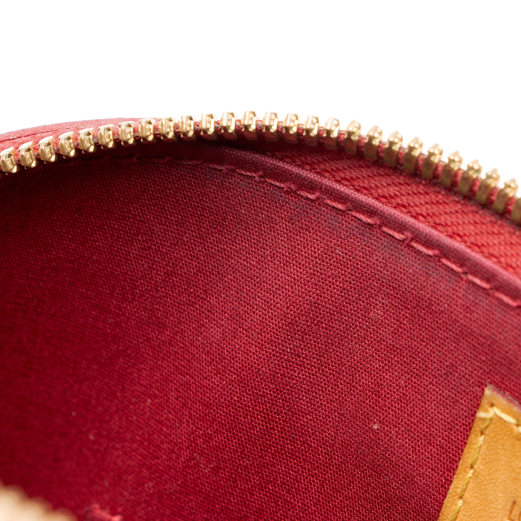 Louis Vuitton Monogram Vernis Alma BB Satchel (SHF-aFh6qo)