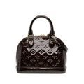Louis Vuitton Monogram Vernis Alma BB (SHG-eD6Sx4)