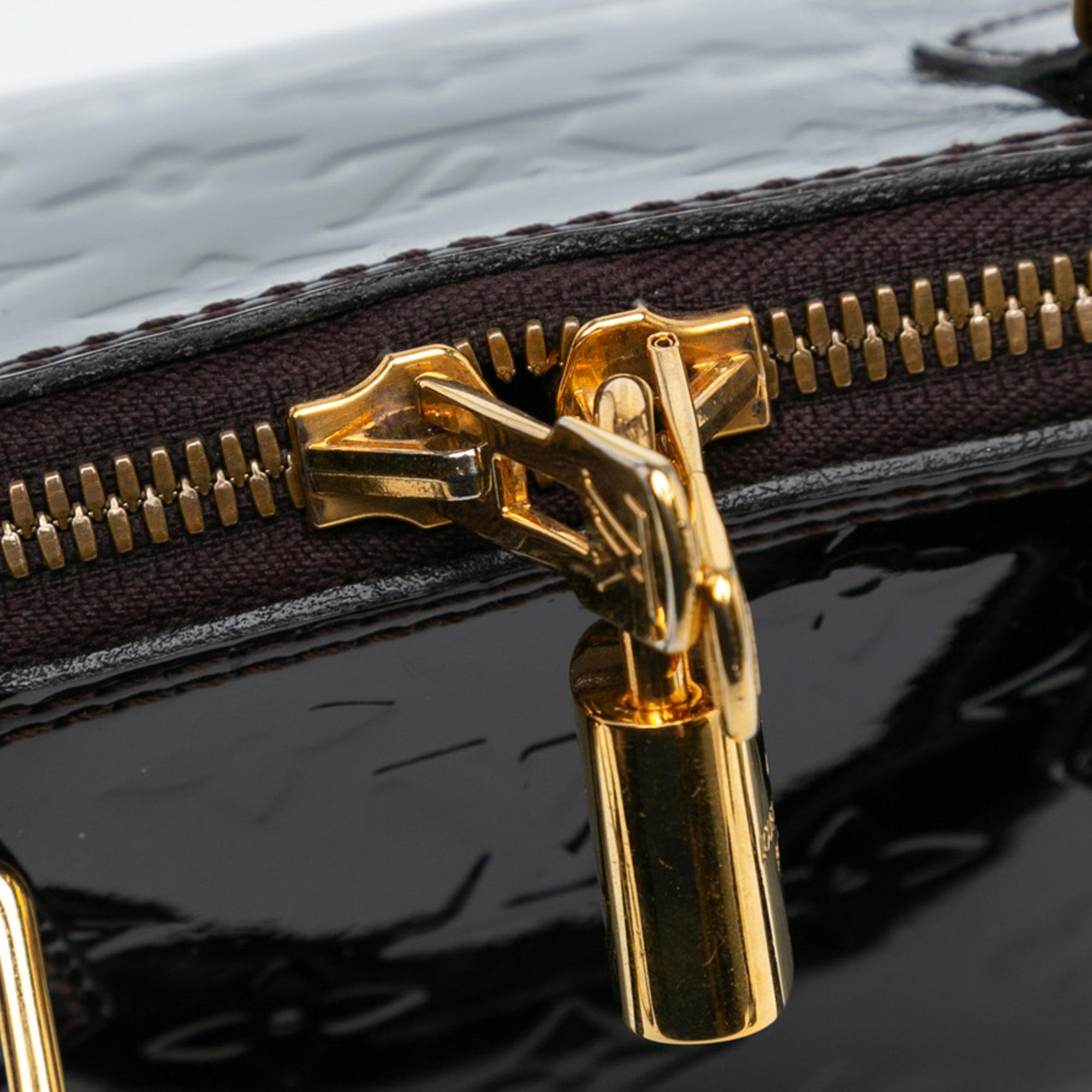 Louis Vuitton Monogram Vernis Alma BB (SHG-YSgEEE)