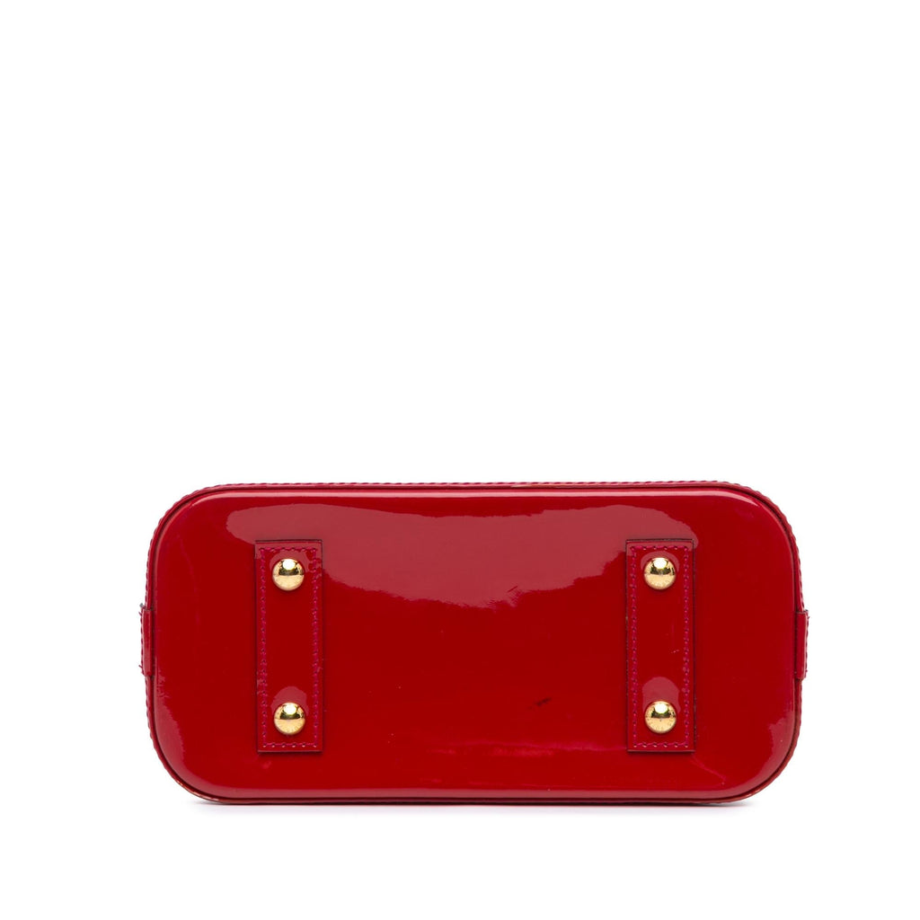 Louis Vuitton Monogram Vernis Alma BB (SHG-MaFZ4c)
