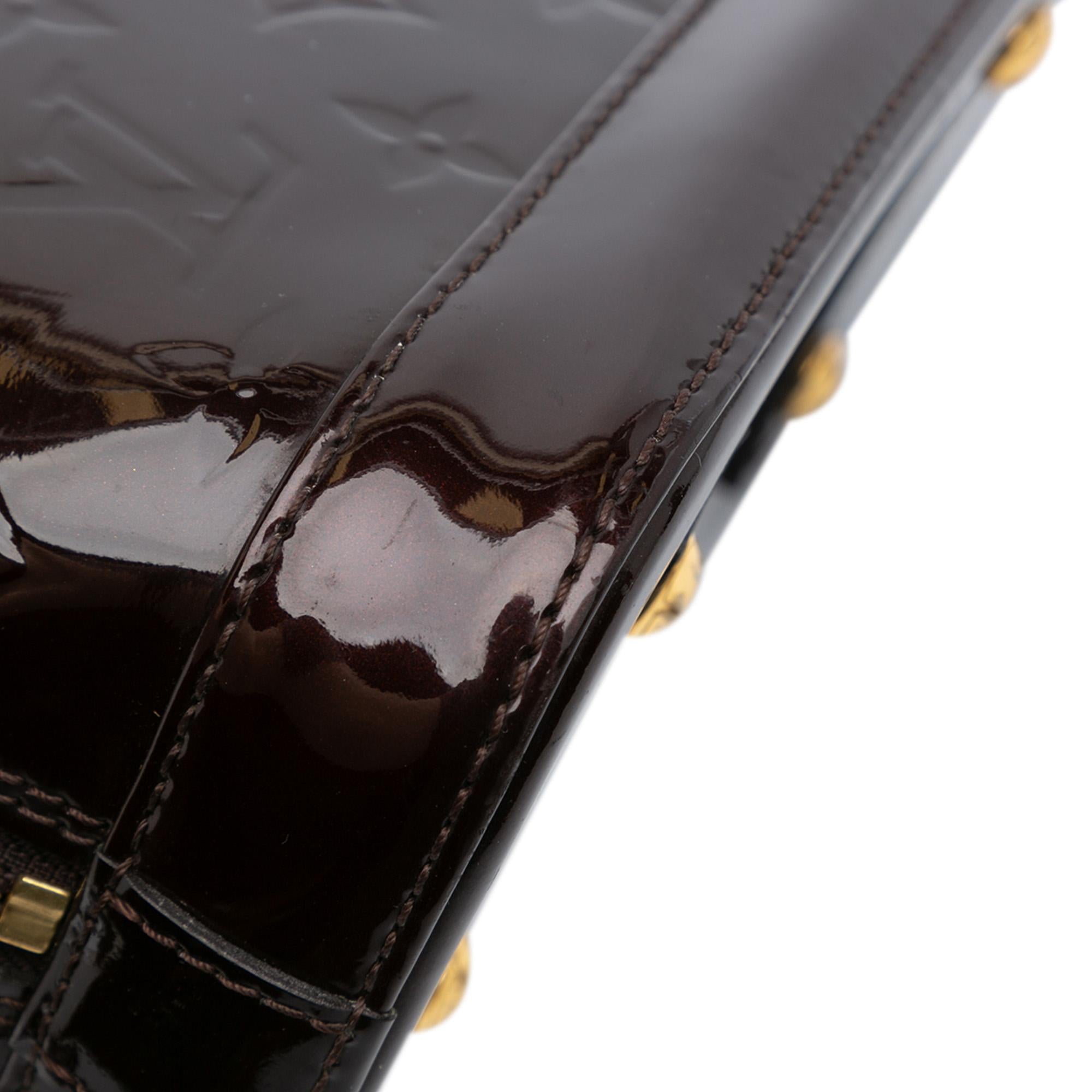 Louis Vuitton Monogram Vernis Alma BB (SHG-KbWr6B)