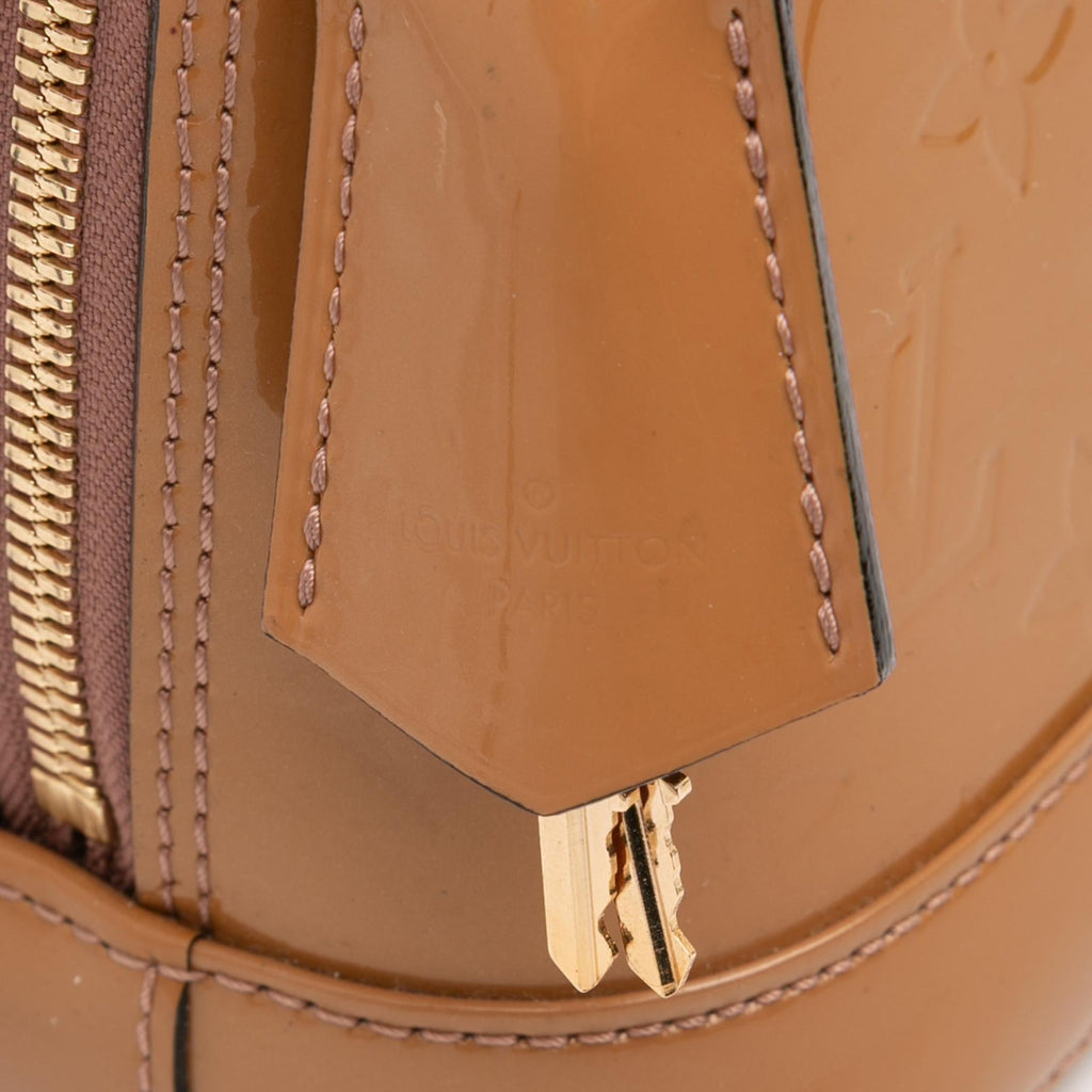 Louis Vuitton Monogram Vernis Alma BB
