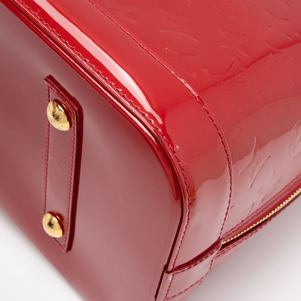 Louis Vuitton Monogram Vernis Alma GM Satchel (SHF-qWt83h)