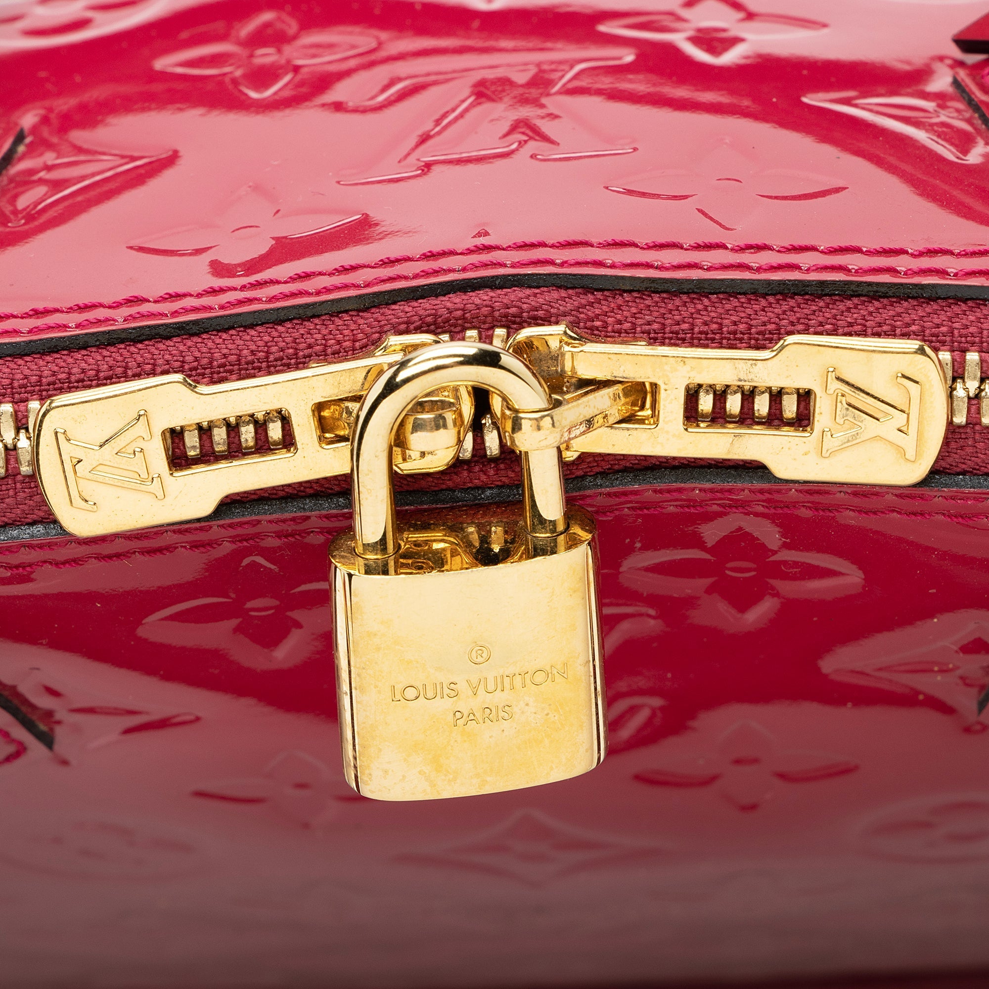 Louis Vuitton Monogram Vernis Alma MM Satchel (SHF-22630)