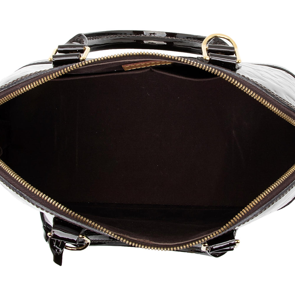 Louis Vuitton Monogram Vernis Alma PM Satchel (SHF-RKBVys)
