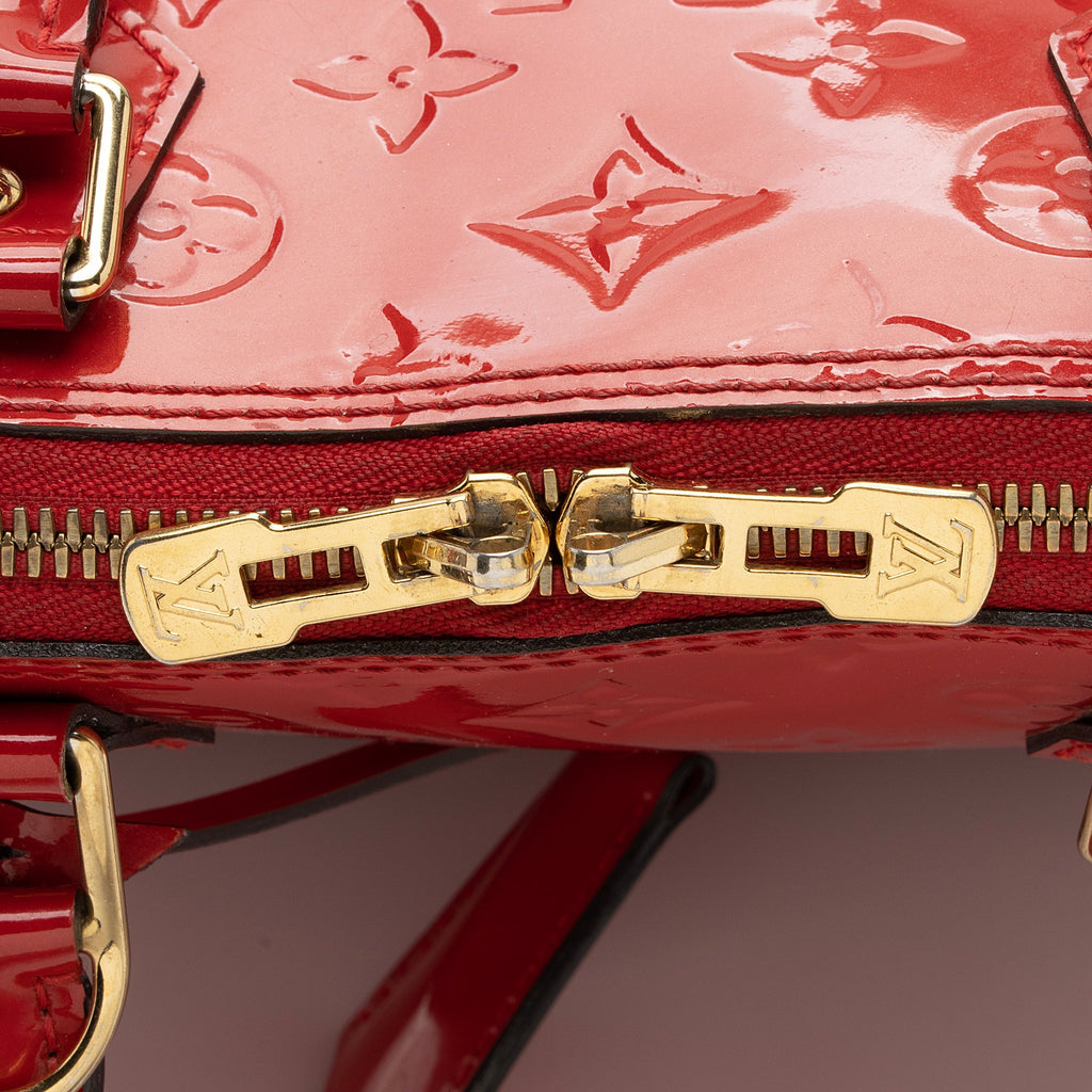 Louis Vuitton Monogram Vernis Alma PM Satchel (SHF-N7kVSA)
