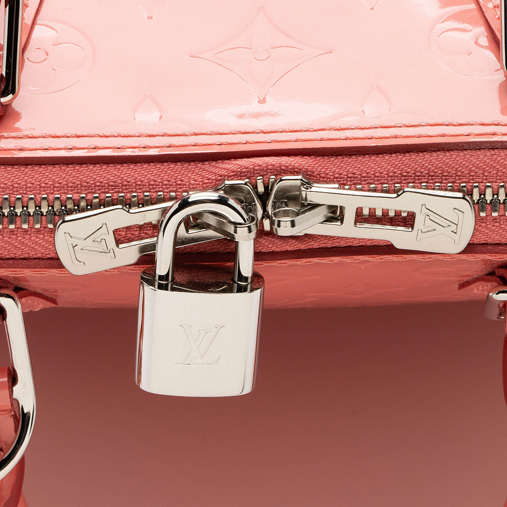 Louis Vuitton Monogram Vernis Alma PM Satchel (SHF-CsSKCh)