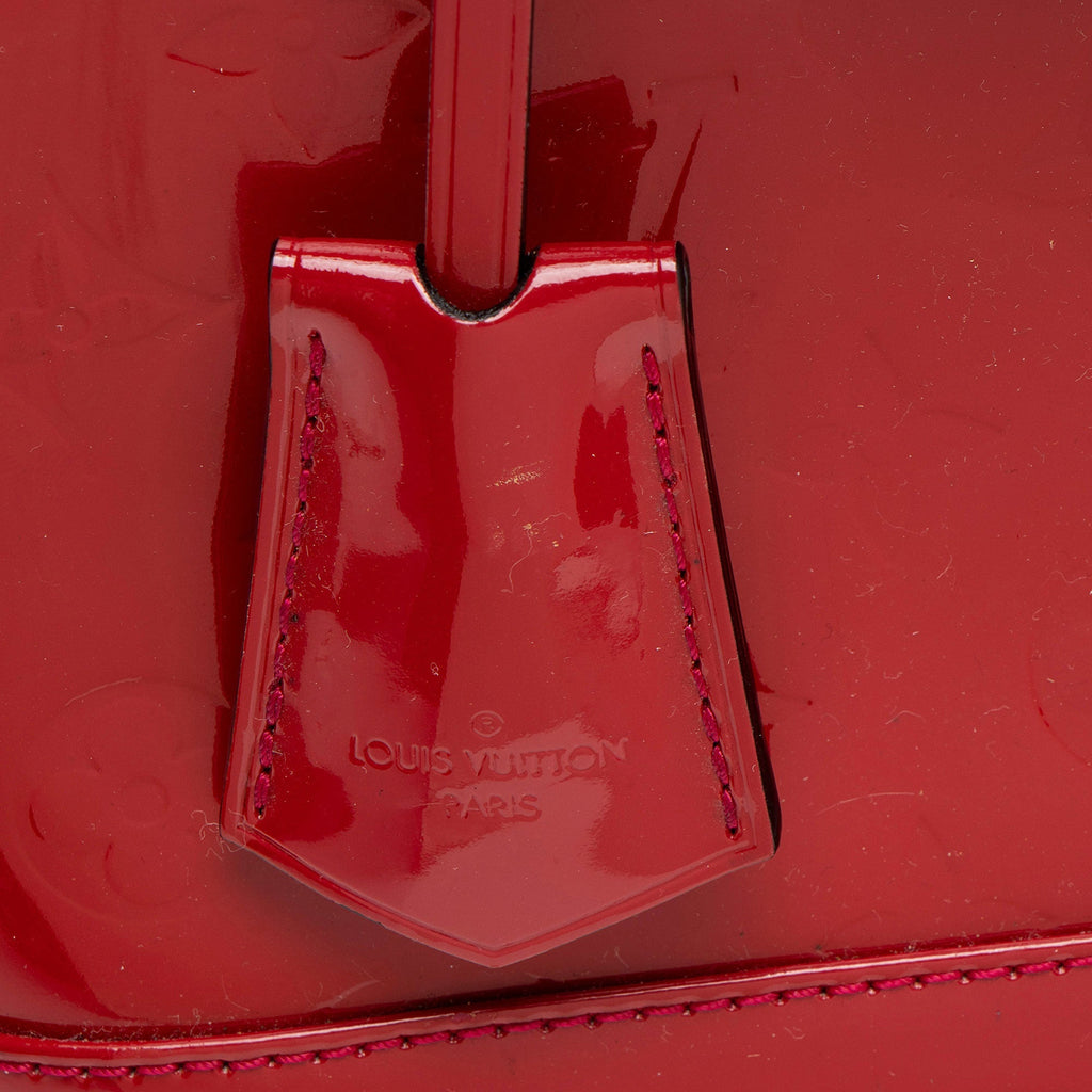 Louis Vuitton Monogram Vernis Alma PM Satchel (SHF-WV66qb)