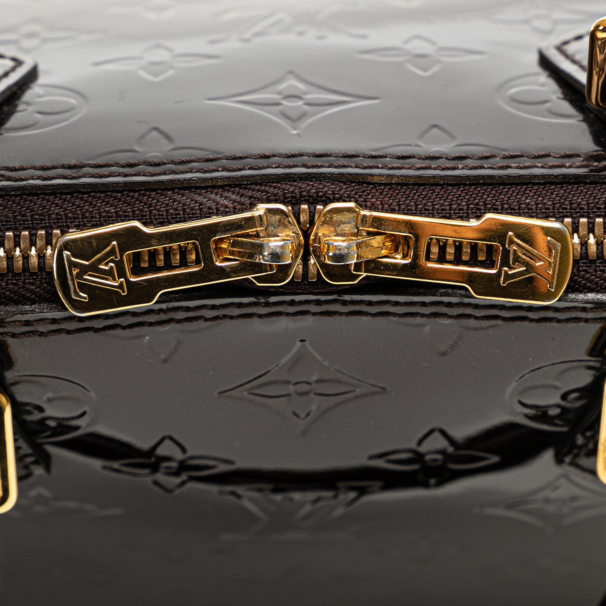 Louis Vuitton Monogram Vernis Alma PM (SHG-jMeKBg)
