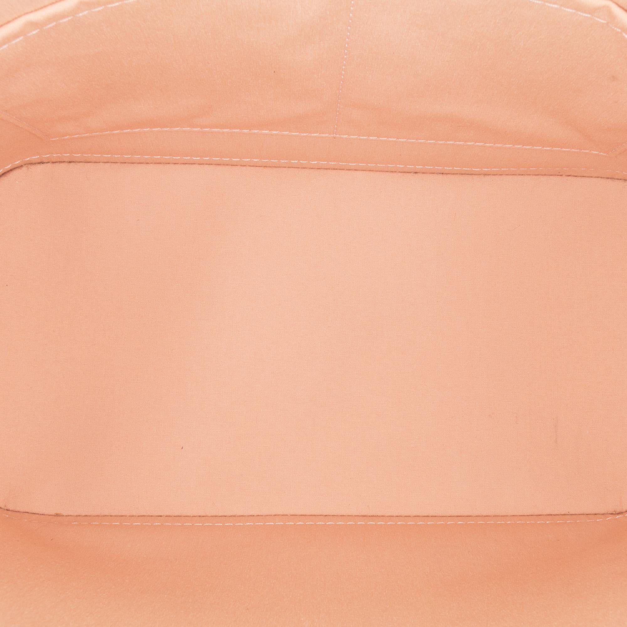 Louis Vuitton Monogram Vernis Alma PM (SHG-vKQKeS)