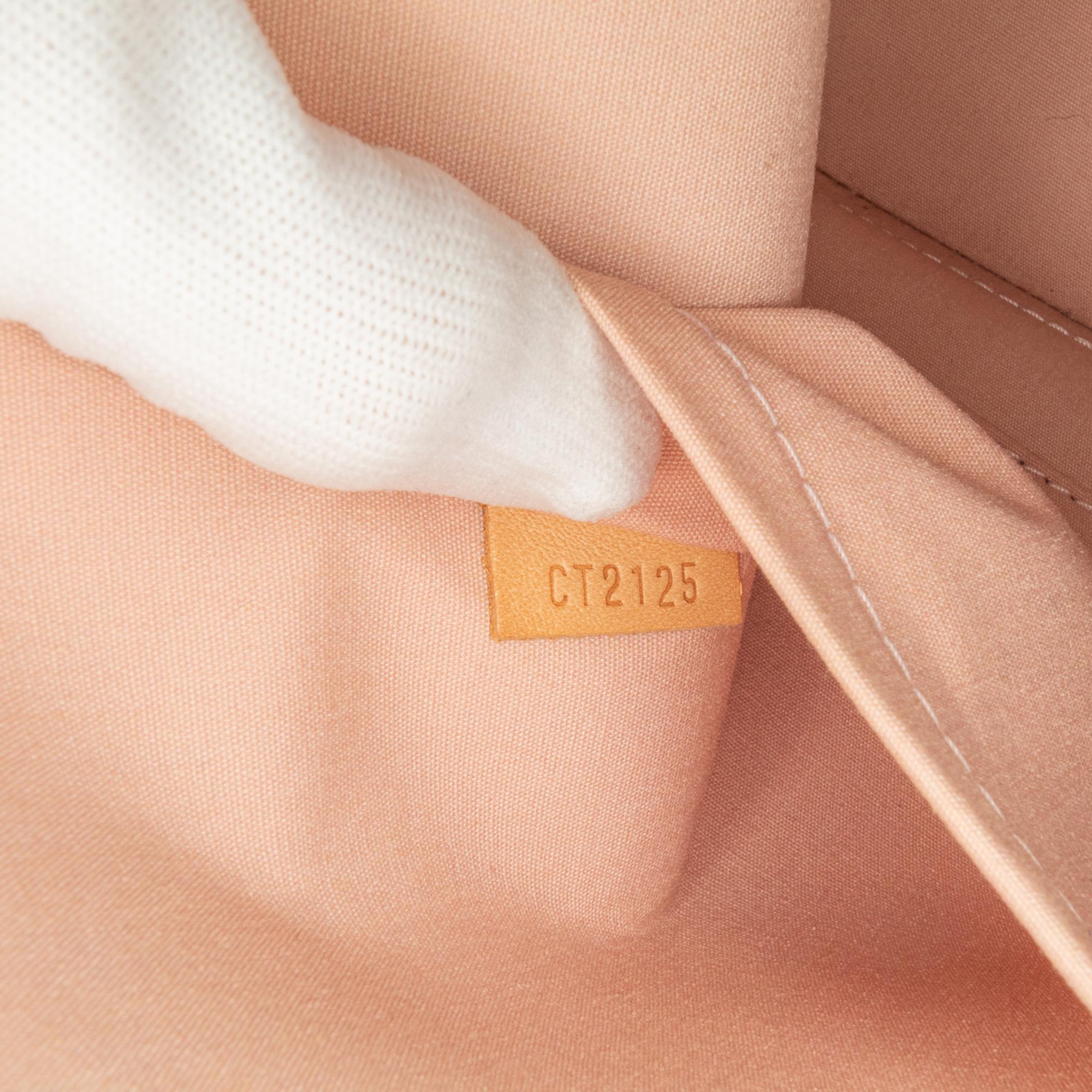 Louis Vuitton Monogram Vernis Alma PM (SHG-vKQKeS)