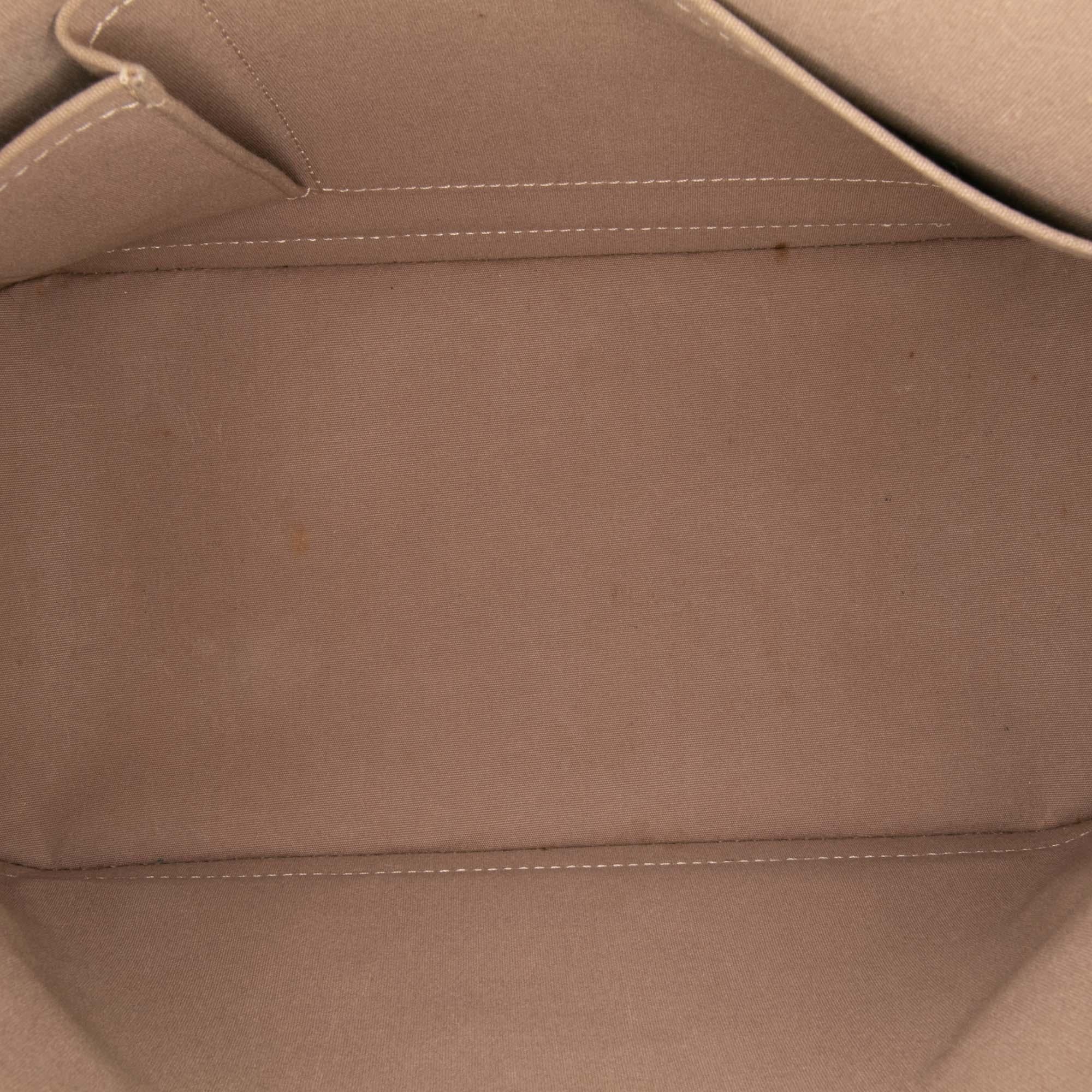 Louis Vuitton Monogram Vernis Alma PM
